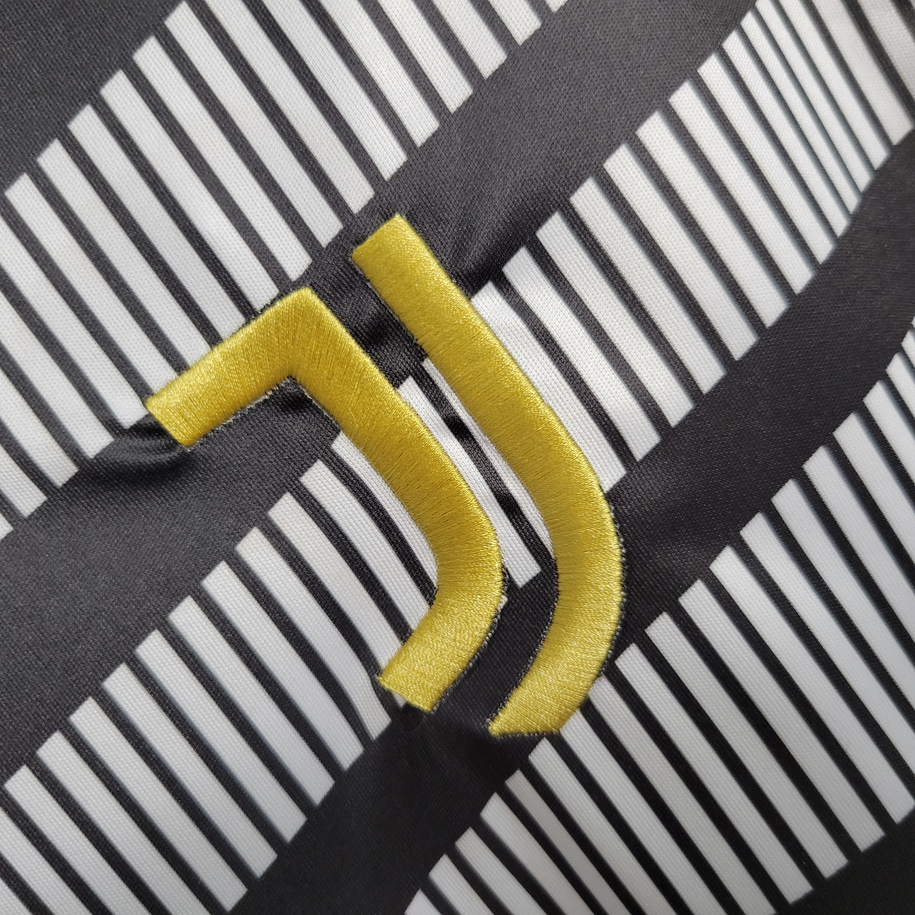 23-24 Juventus Training Jersey - Fans Version
