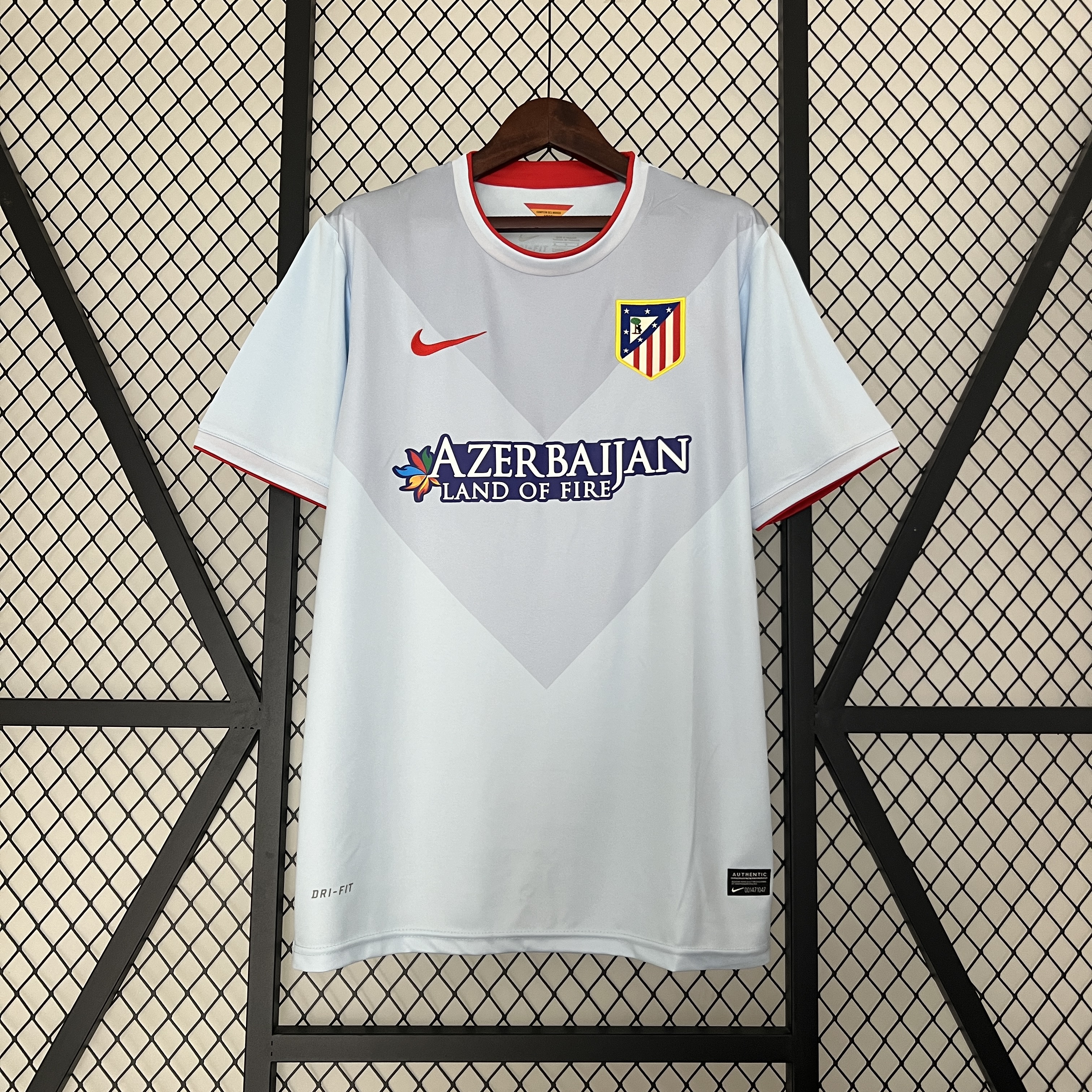 Retro Atletico Madrid 2014-15 Away Stadium Jersey
