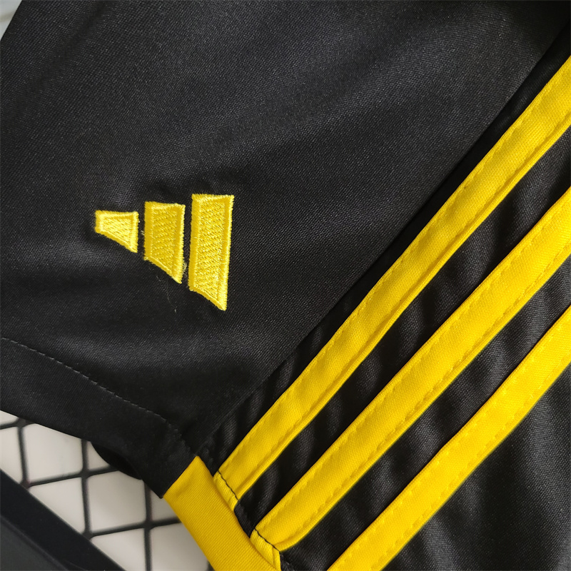 Juventus 23-24 Home Kids Kit