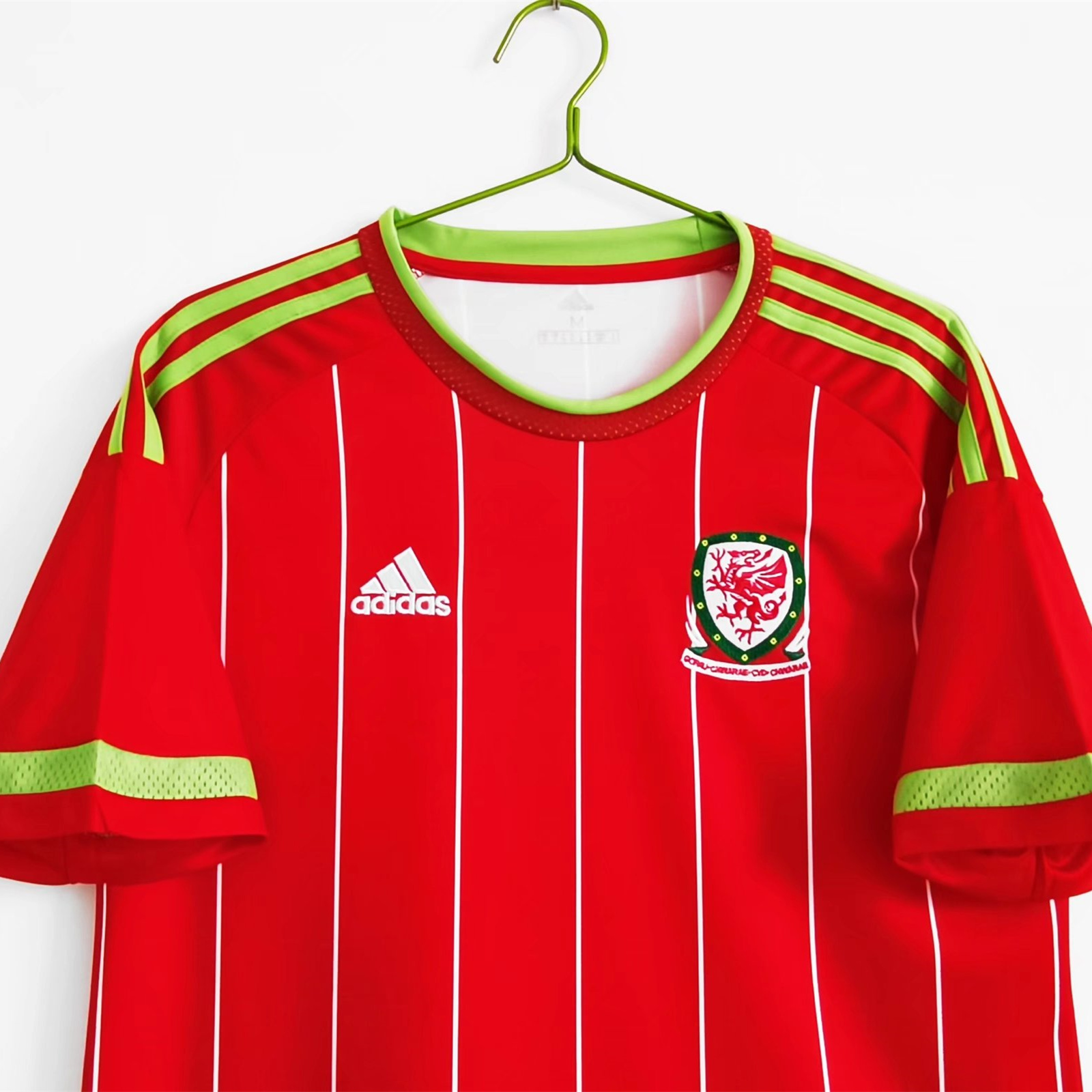 Retro Wales 2015 Home Stadium Jersey