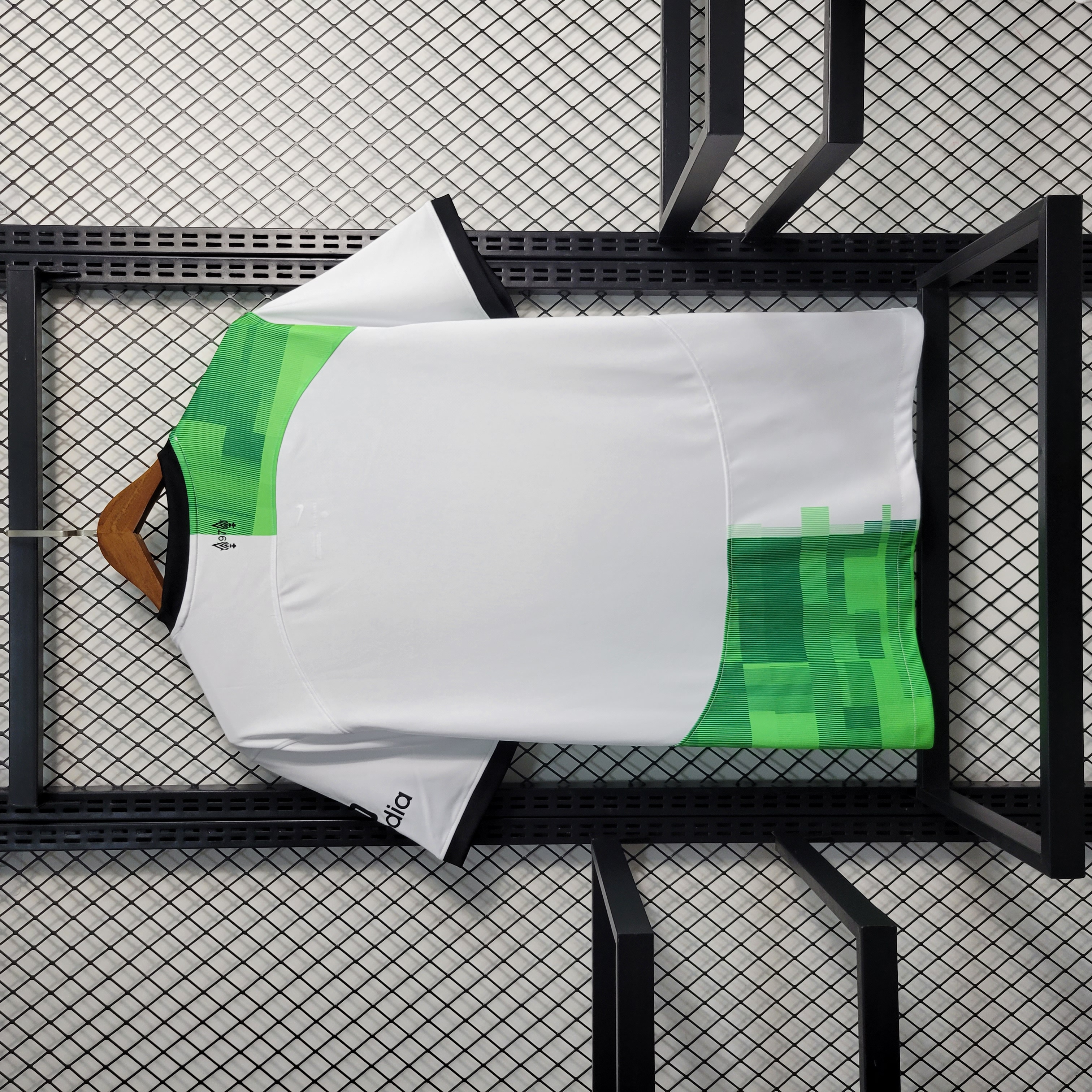 Liverpool 23-24 Away Jersey - Fans Version