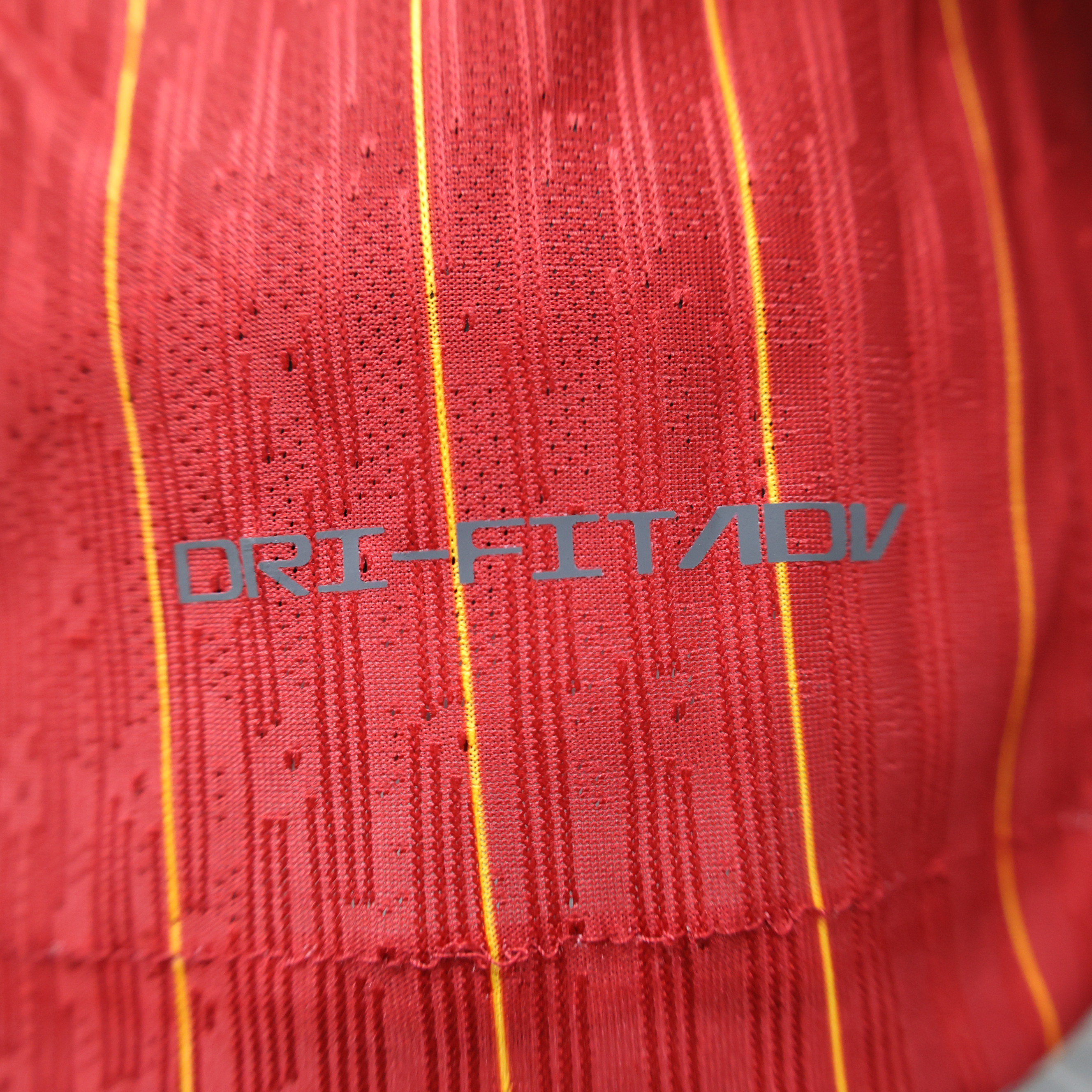 Liverpool 24-25 Home Stadium Jersey - Player Version