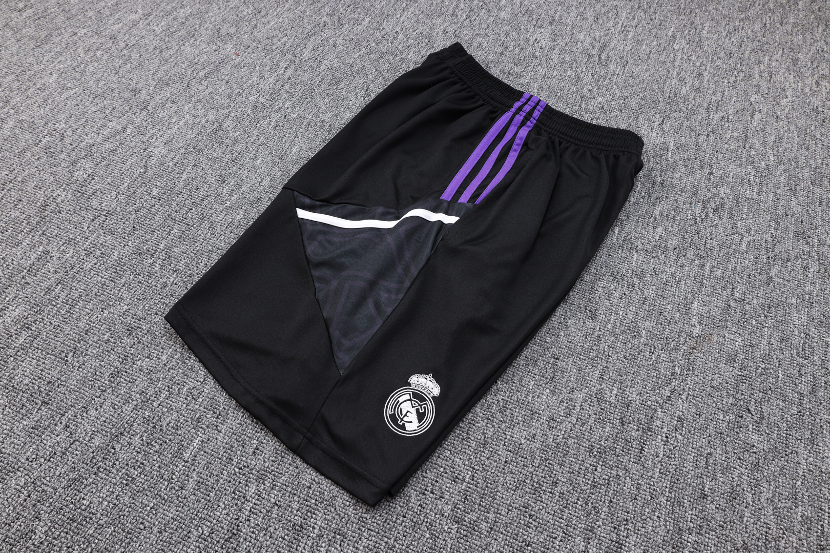 Real Madrid 23-24 Purple Training Vest Suit