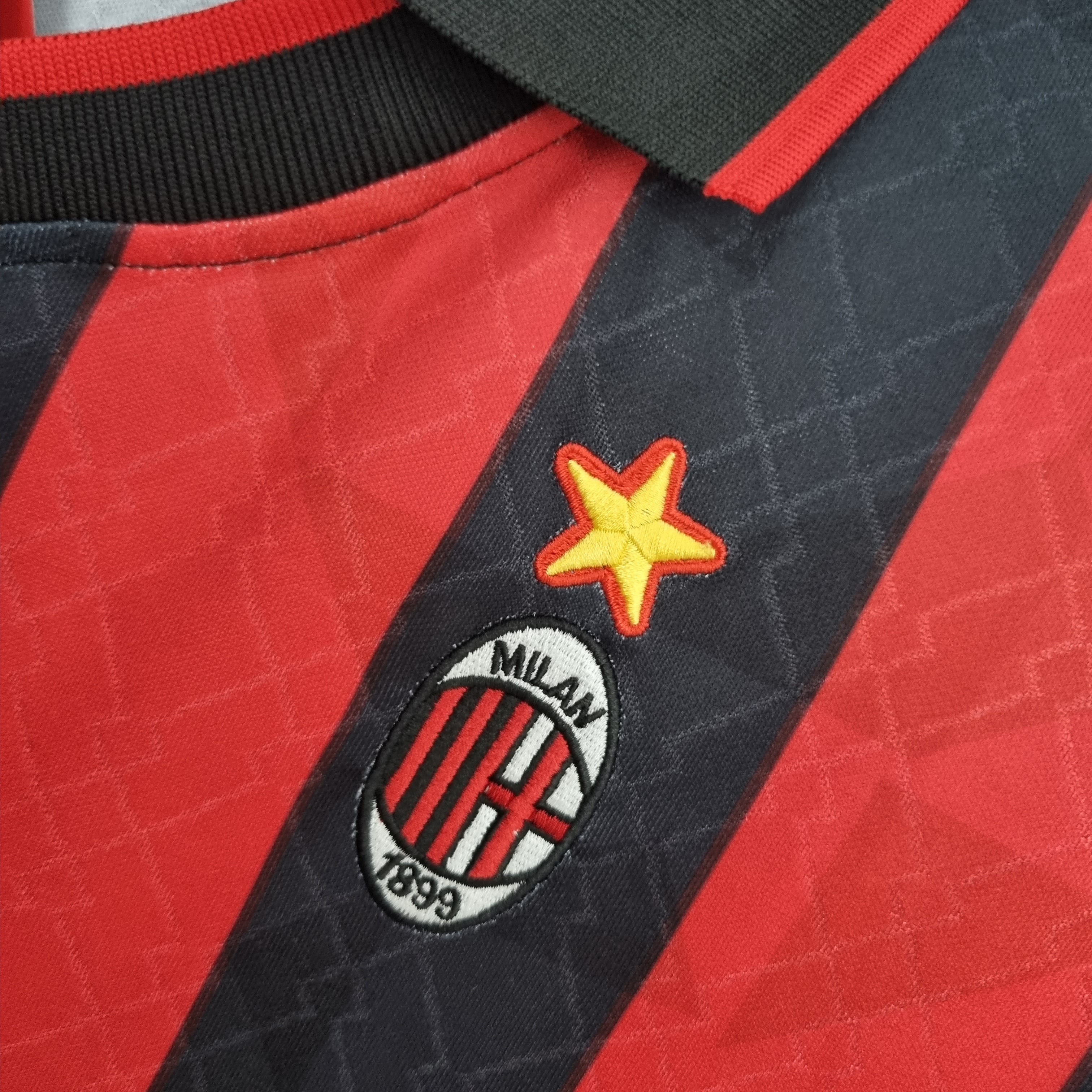 Retro AC Milan 95-96 Home Stadium Jersey