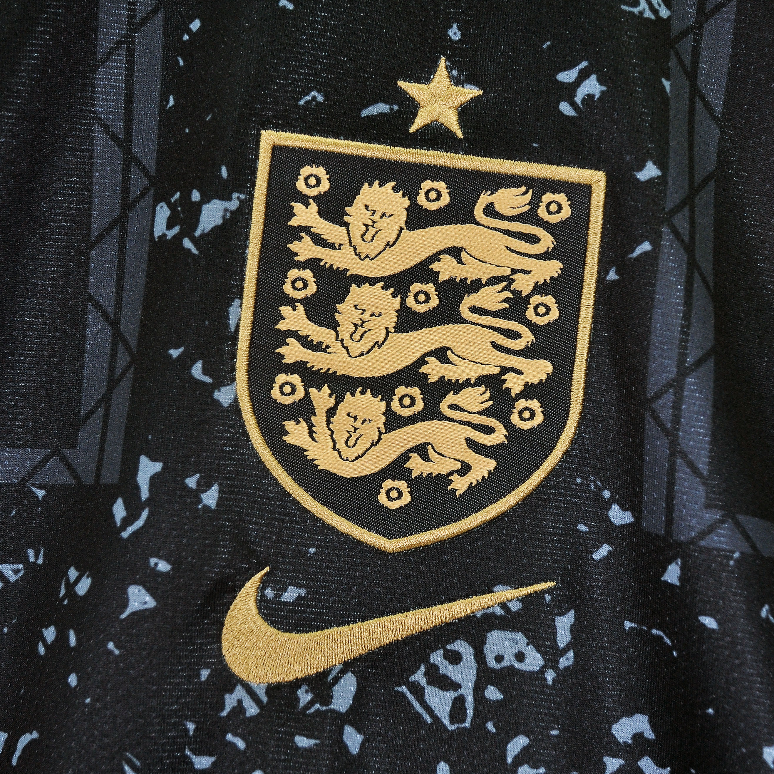 England 23-24 Black Special Edition Jersey - Fans Version