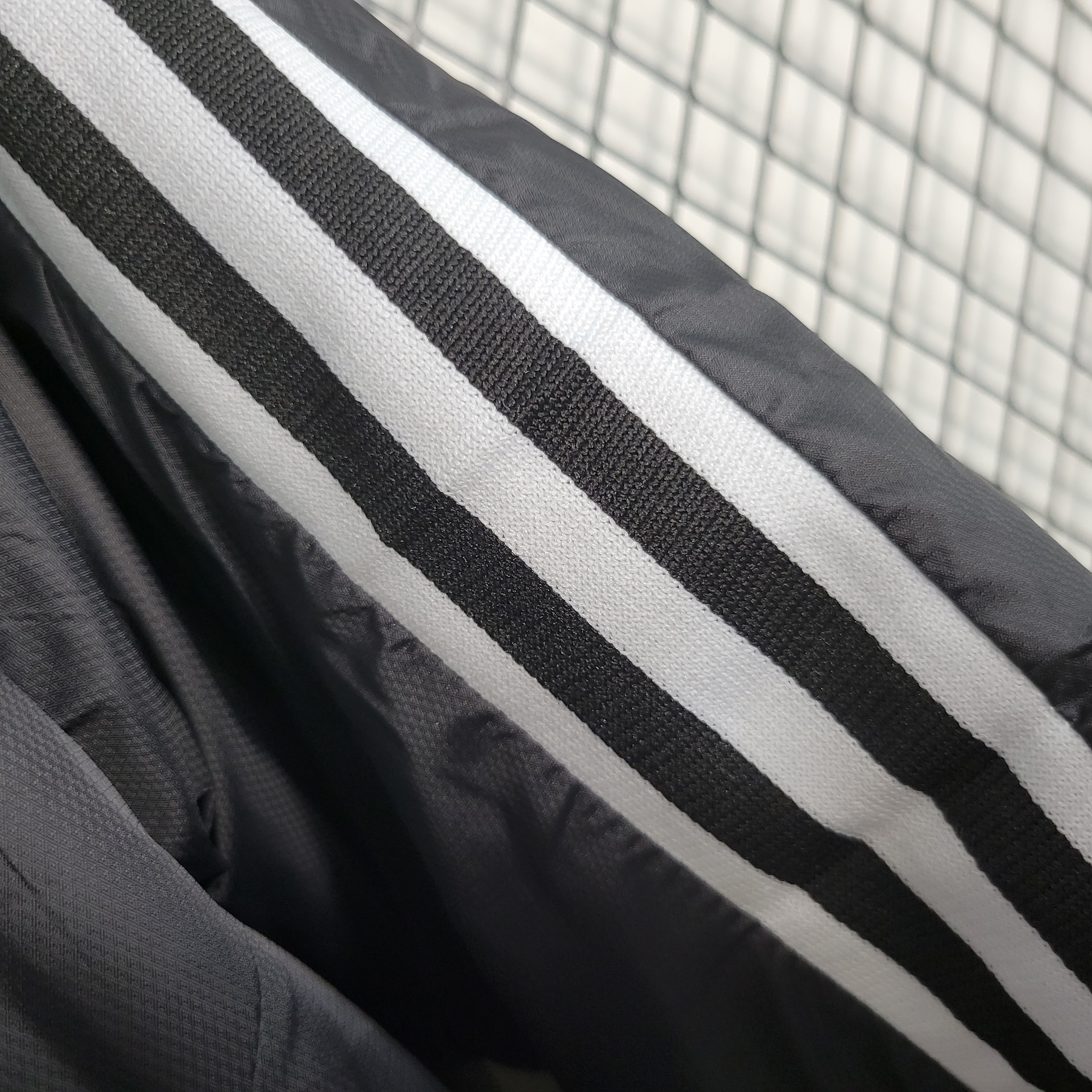 Juventus 23-24 Men's Hooded Thermal Cotton Jacket - Black
