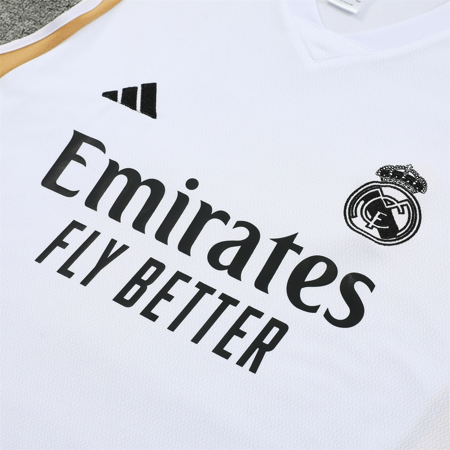 Real Madrid 23-24 Training Vest Suit White