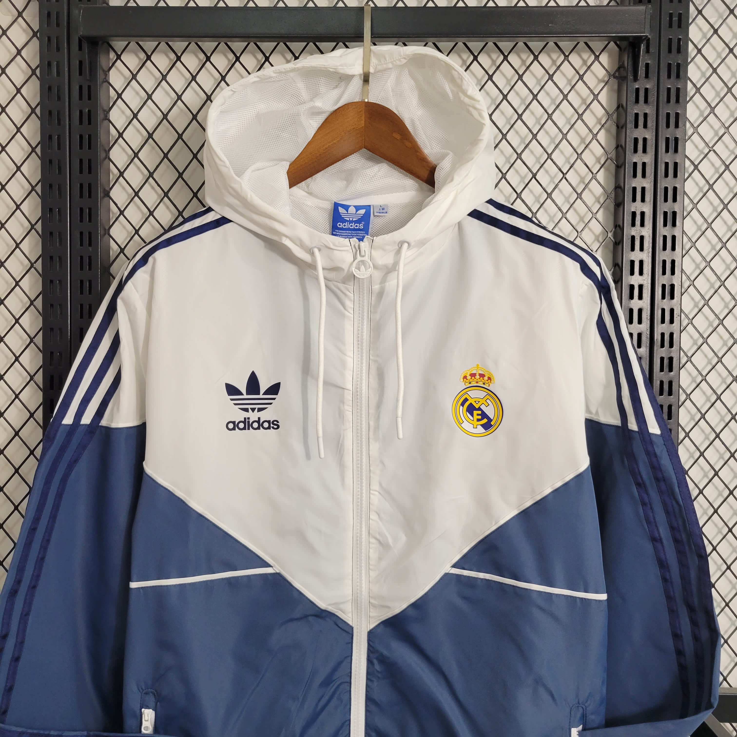 Real Madrid 23-24 Player Windbreaker Jacket - White & Blue