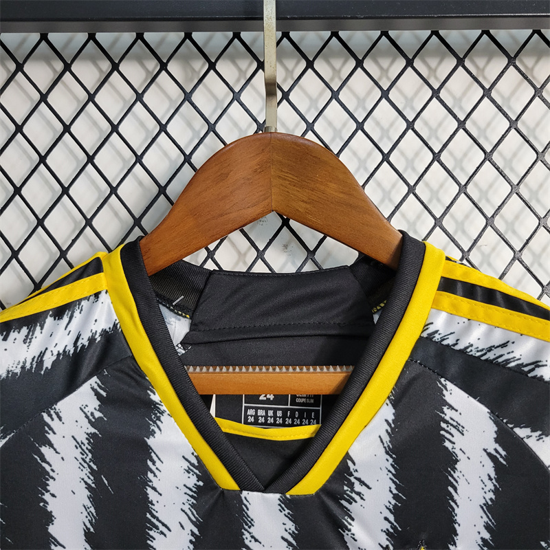 Juventus 23-24 Home Kids Kit