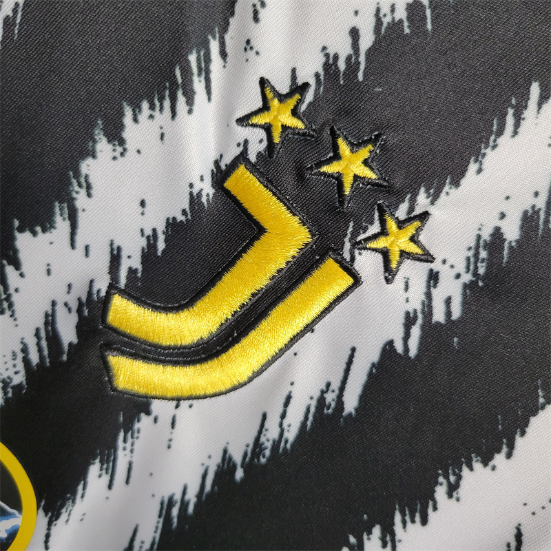 Juventus 23-24 Home Kids Kit