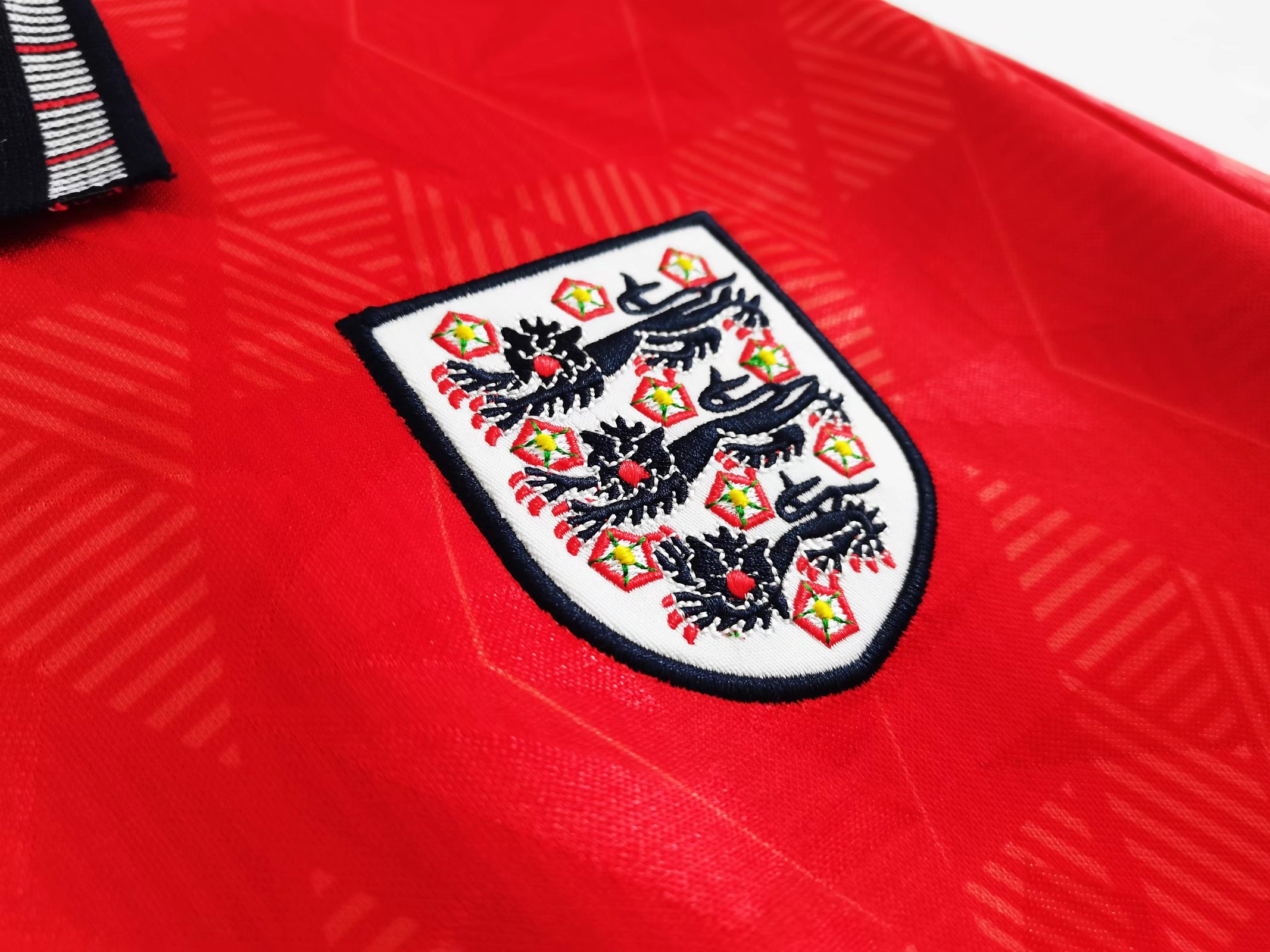 Retro England 1990 Away Stadium Jersey
