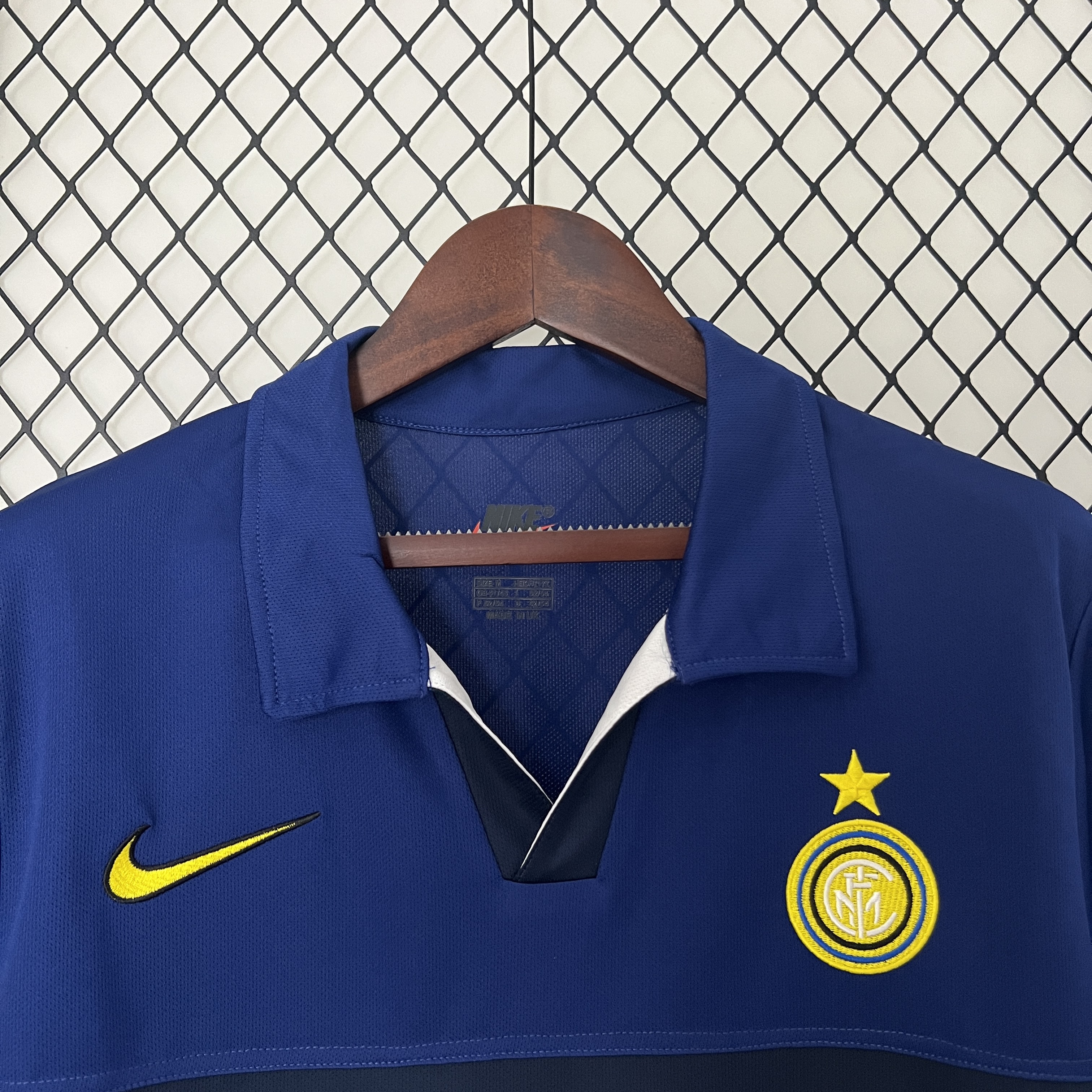 Retro Inter Milan 1998-99 Third Jersey