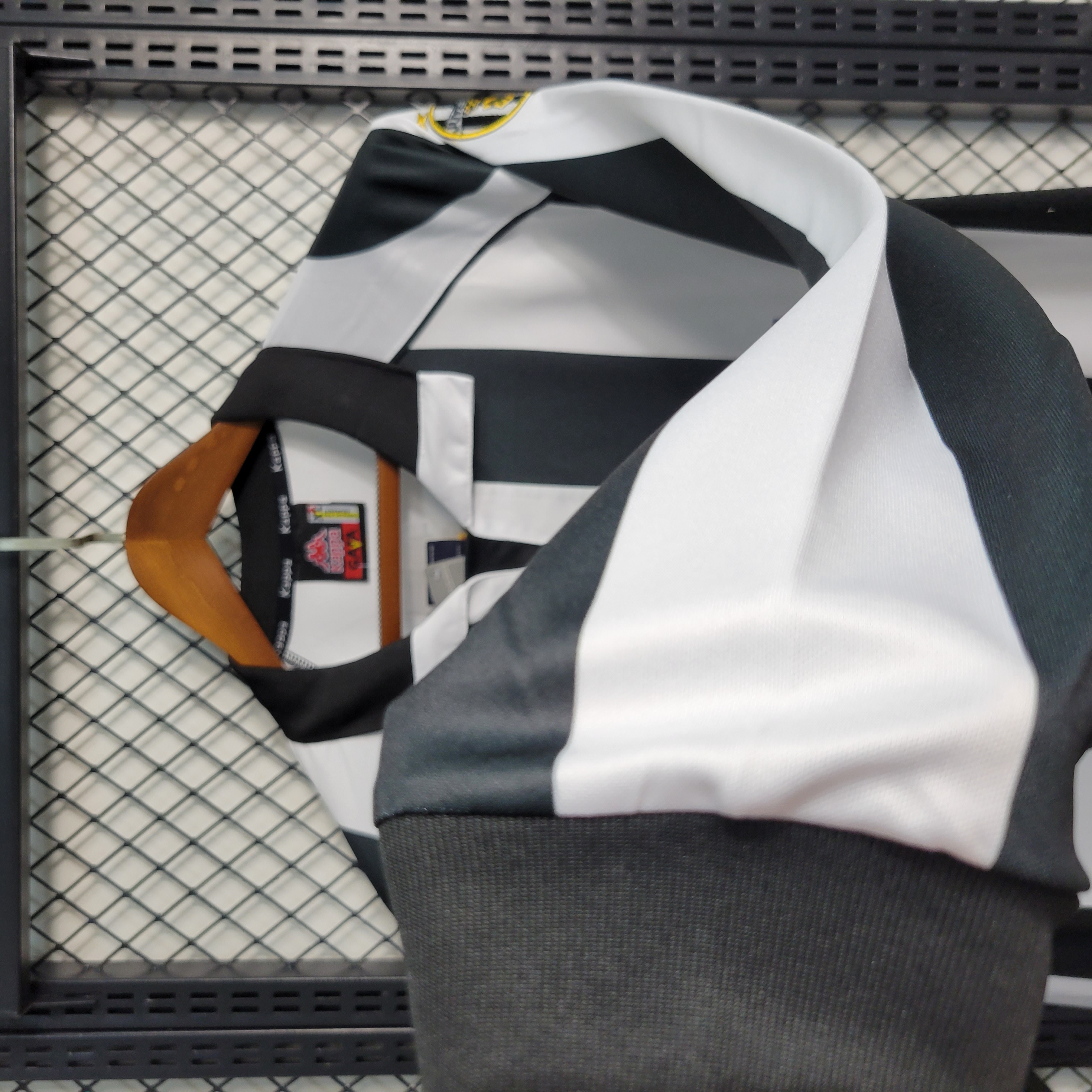Retro Juventus 1997-98 Home Stadium Long Sleeve Jersey