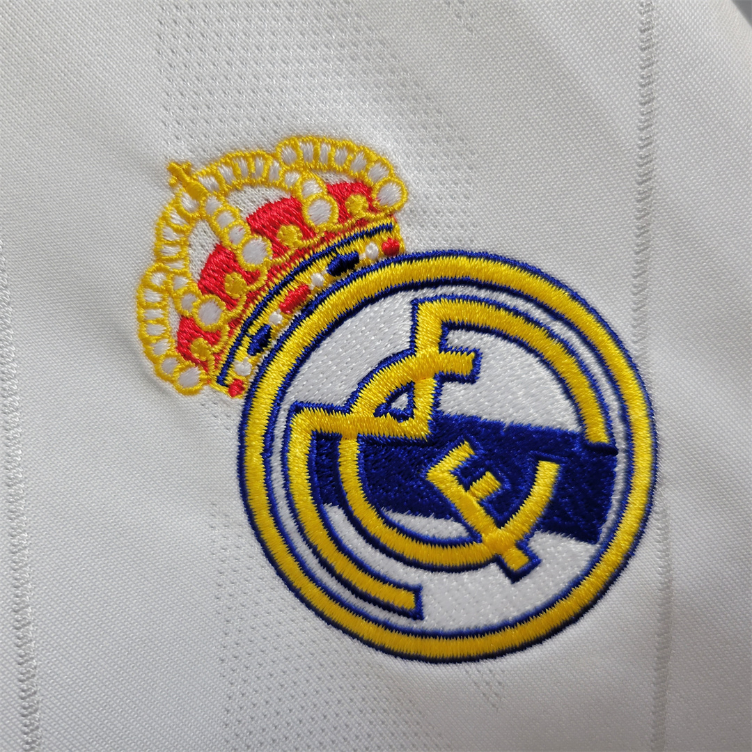 Retro Real Madrid 17-18 Home Jersey - with Champions League Final Final