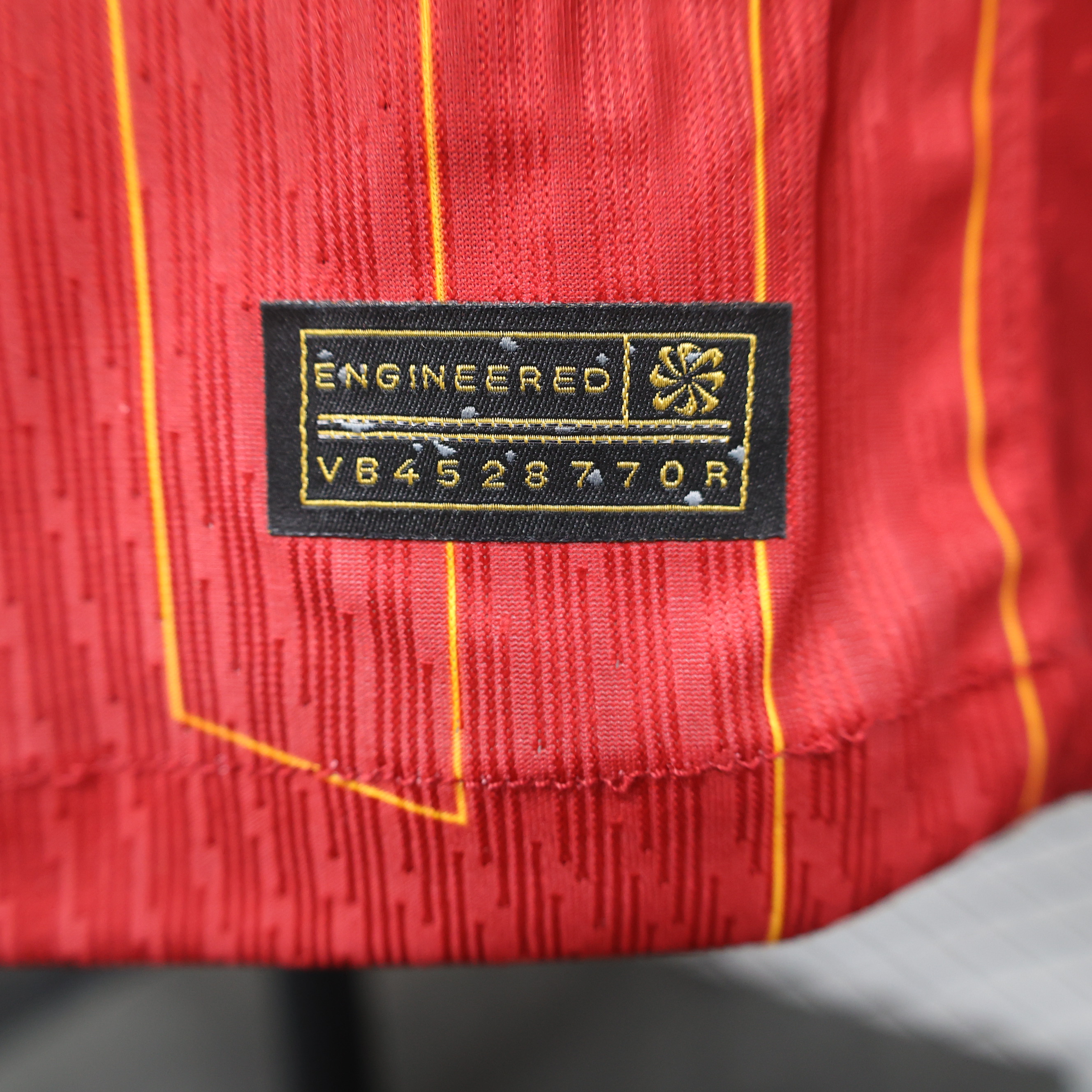 Liverpool 24-25 Home Stadium Jersey - Player Version