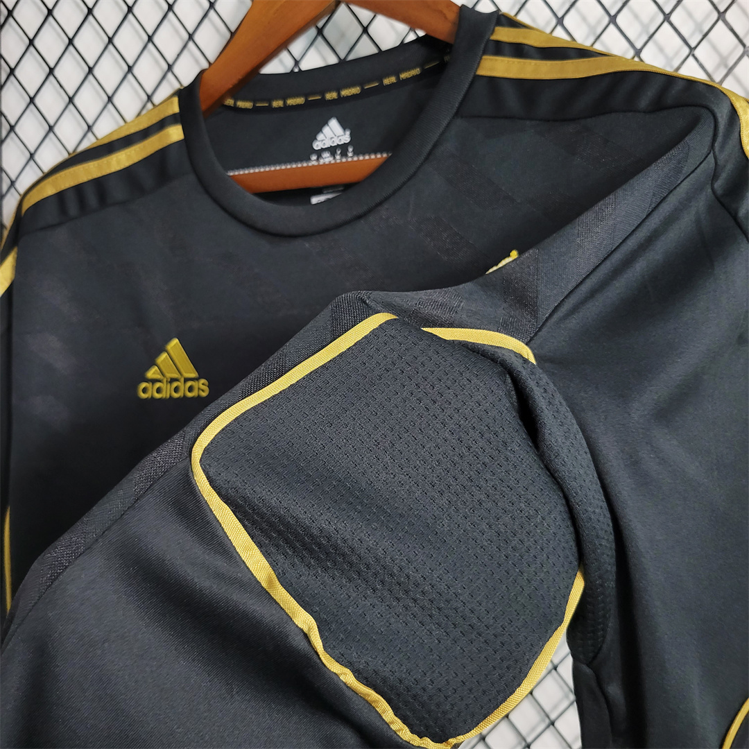 Real Madrid Retro 11-12 Away Jersey