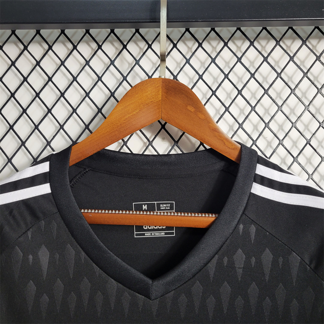 Real Madrid 23-24 Black Goalkeeper Jersey - Fans Version