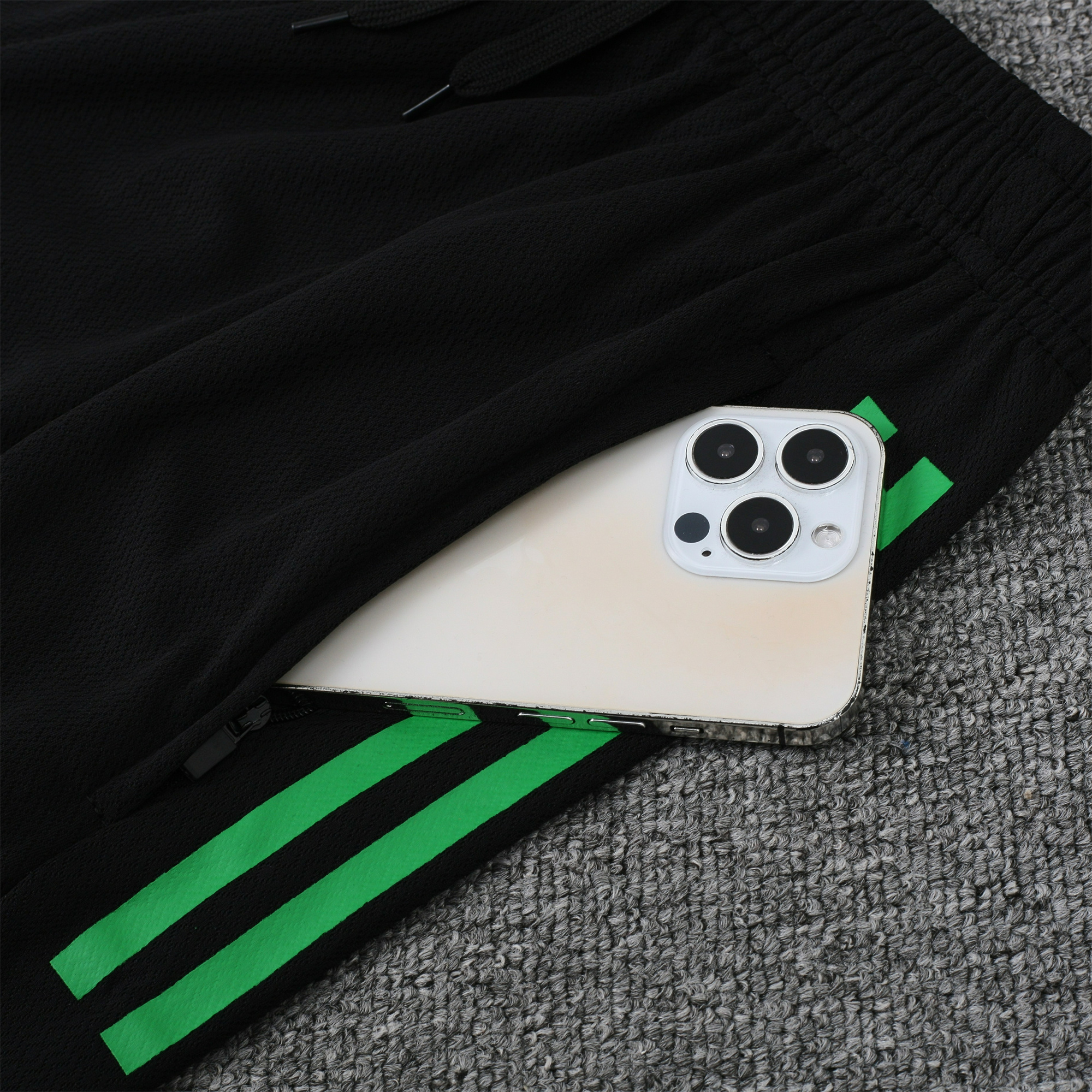 Bayern Munich 23-24 Short-Sleeve Training Set - Black