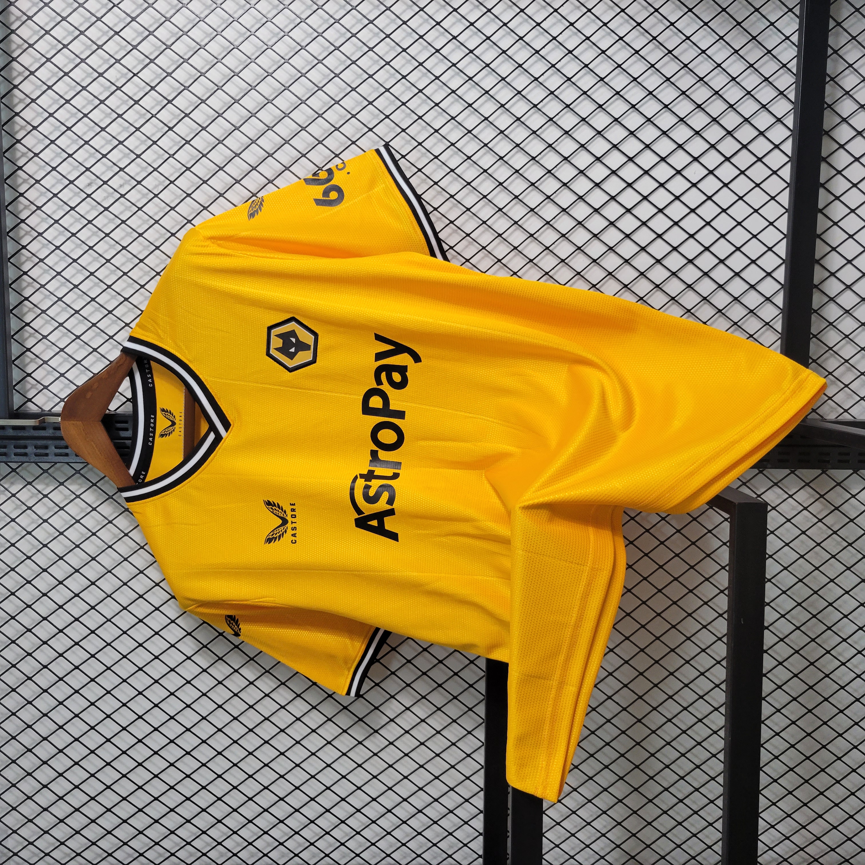 Wolverhampton Wanderers Wolves 23-24 Home Jersey - Fans Version