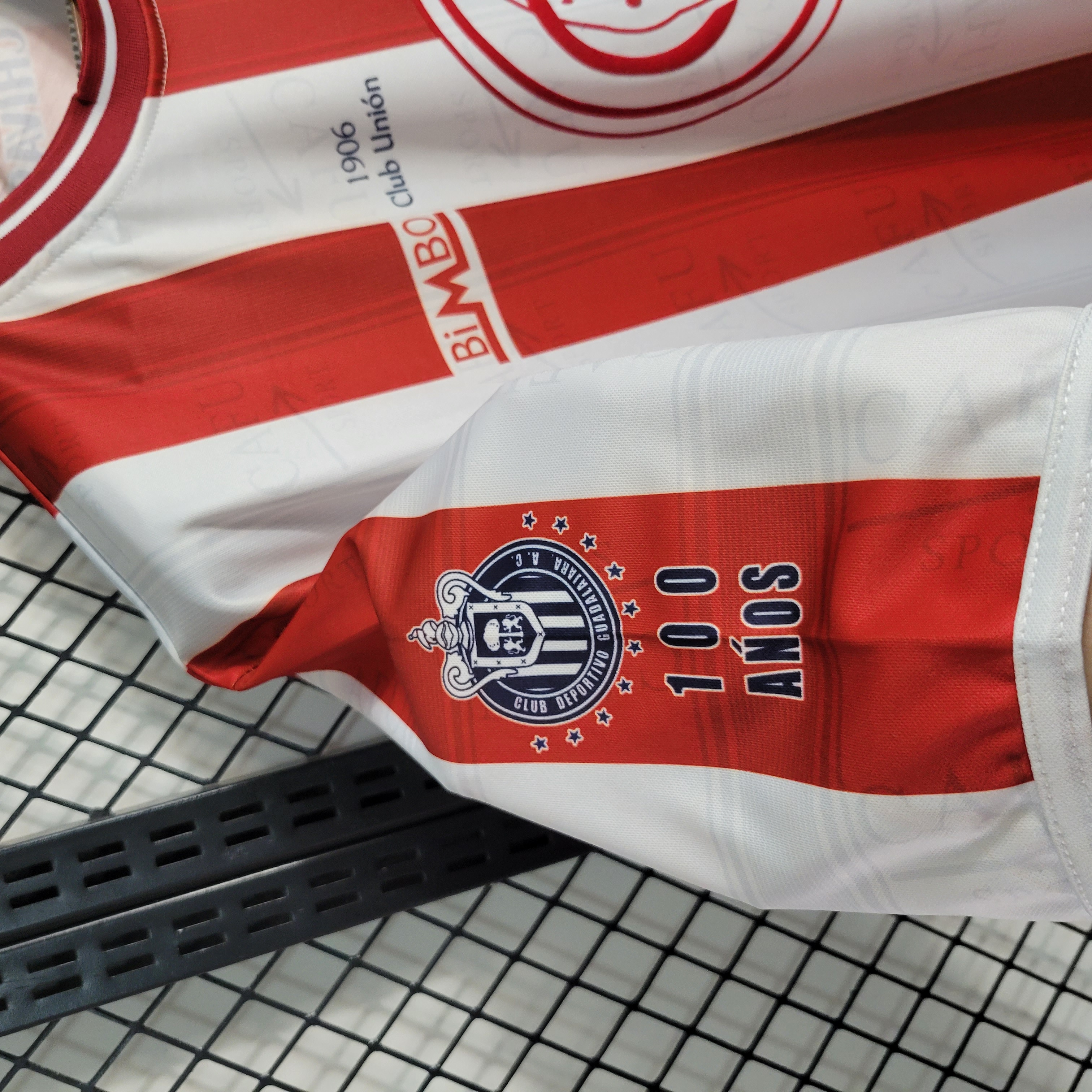 Retro Chivas de Guadalajara 2006 100th Anniversary Special Edition Jersey