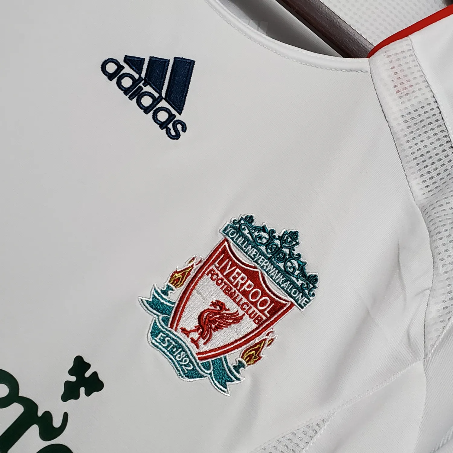 Retro Liverpool 2006-07 Third Jersey