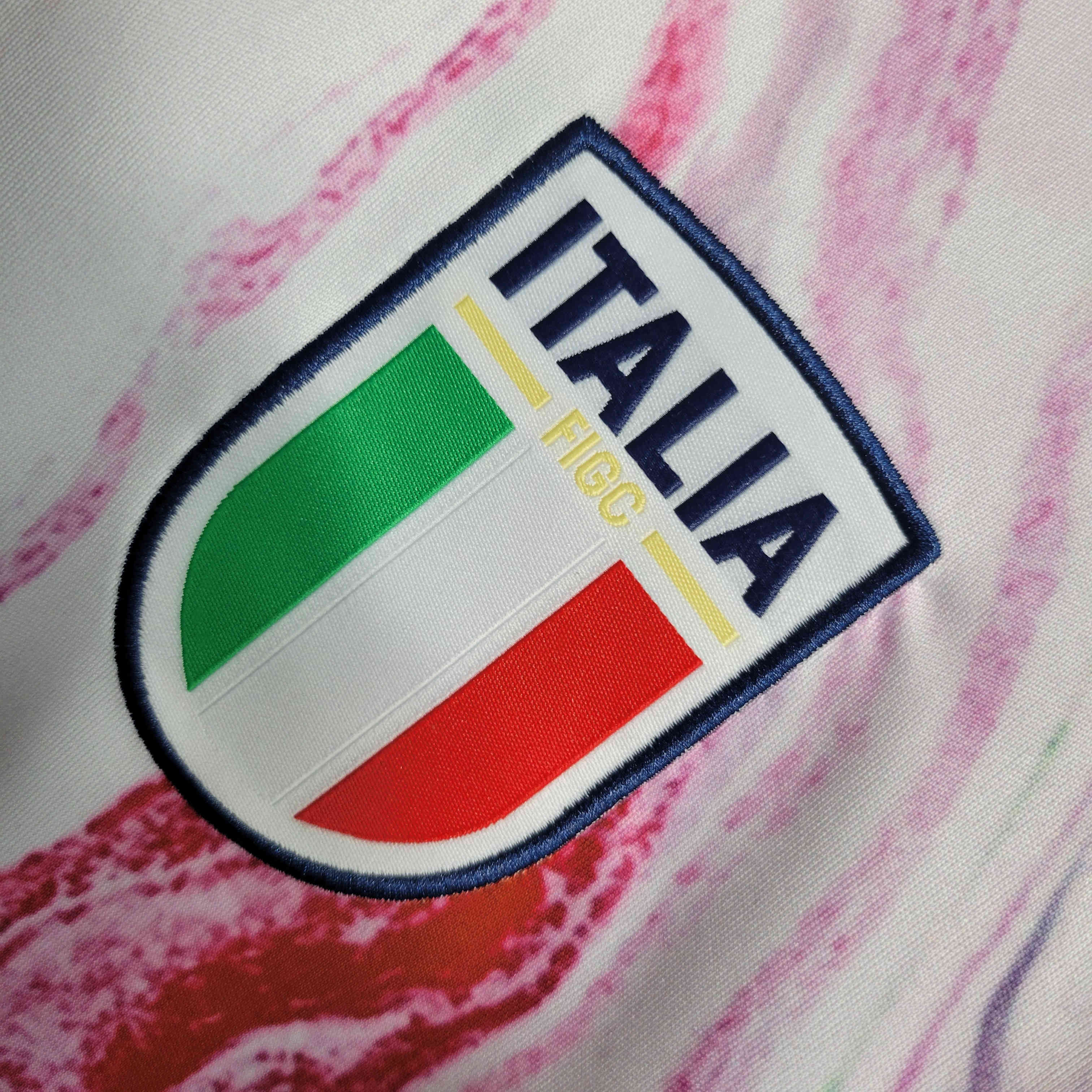 23/24 Italy Training Jersey - Fans Version