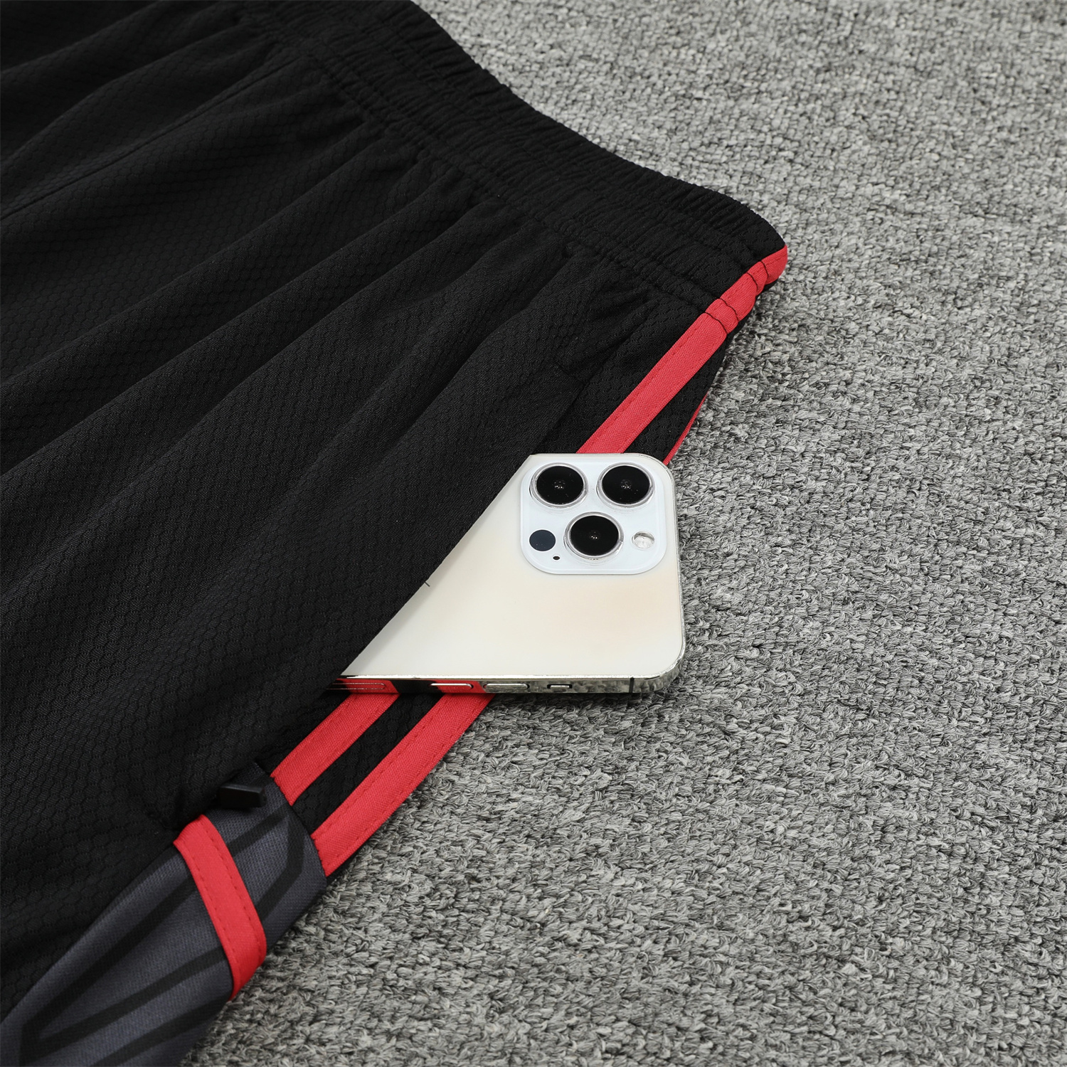 Bayern Munich 23-24 Black & Red Training Vest Suit
