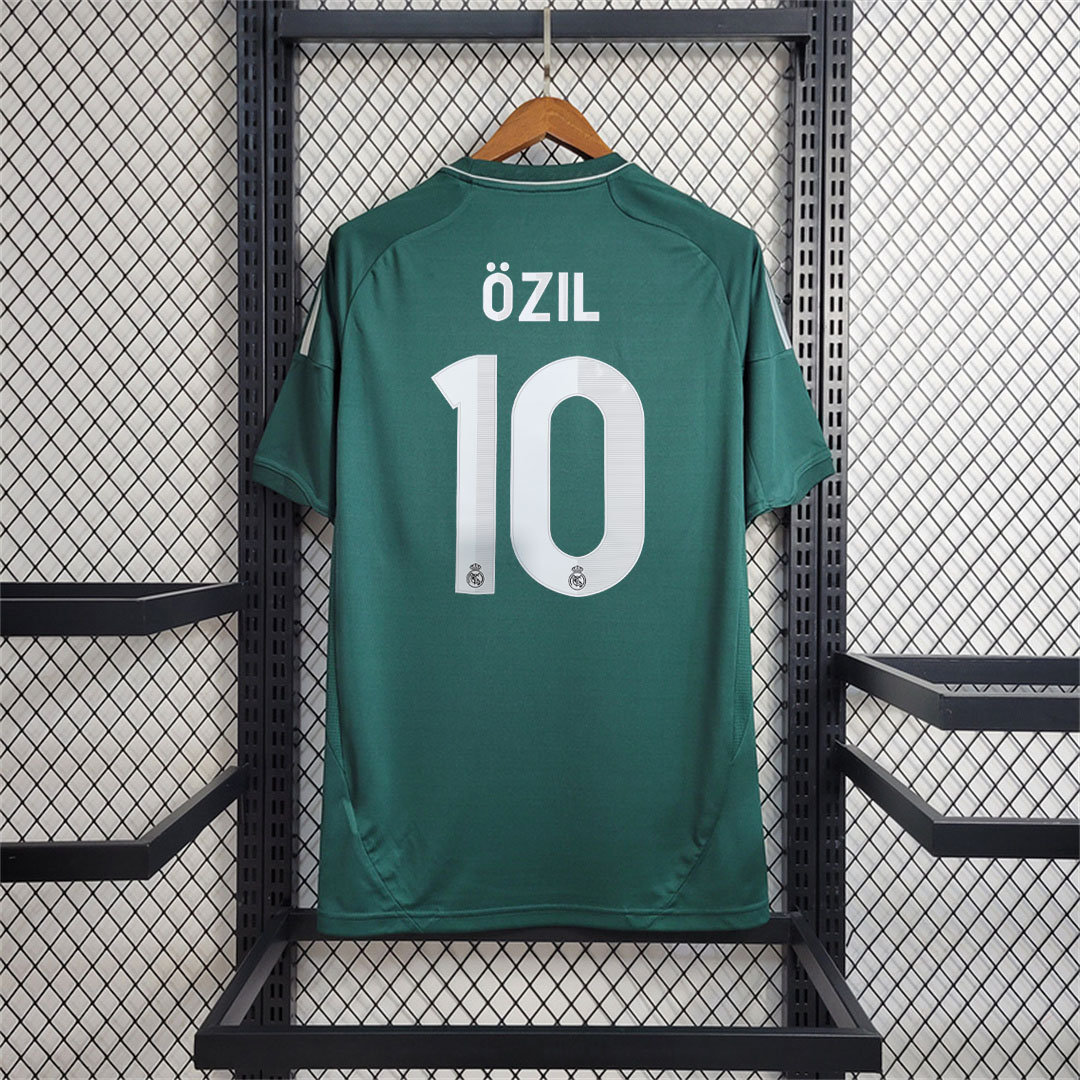 Real Madrid Retro 12-13 Third Away Jersey