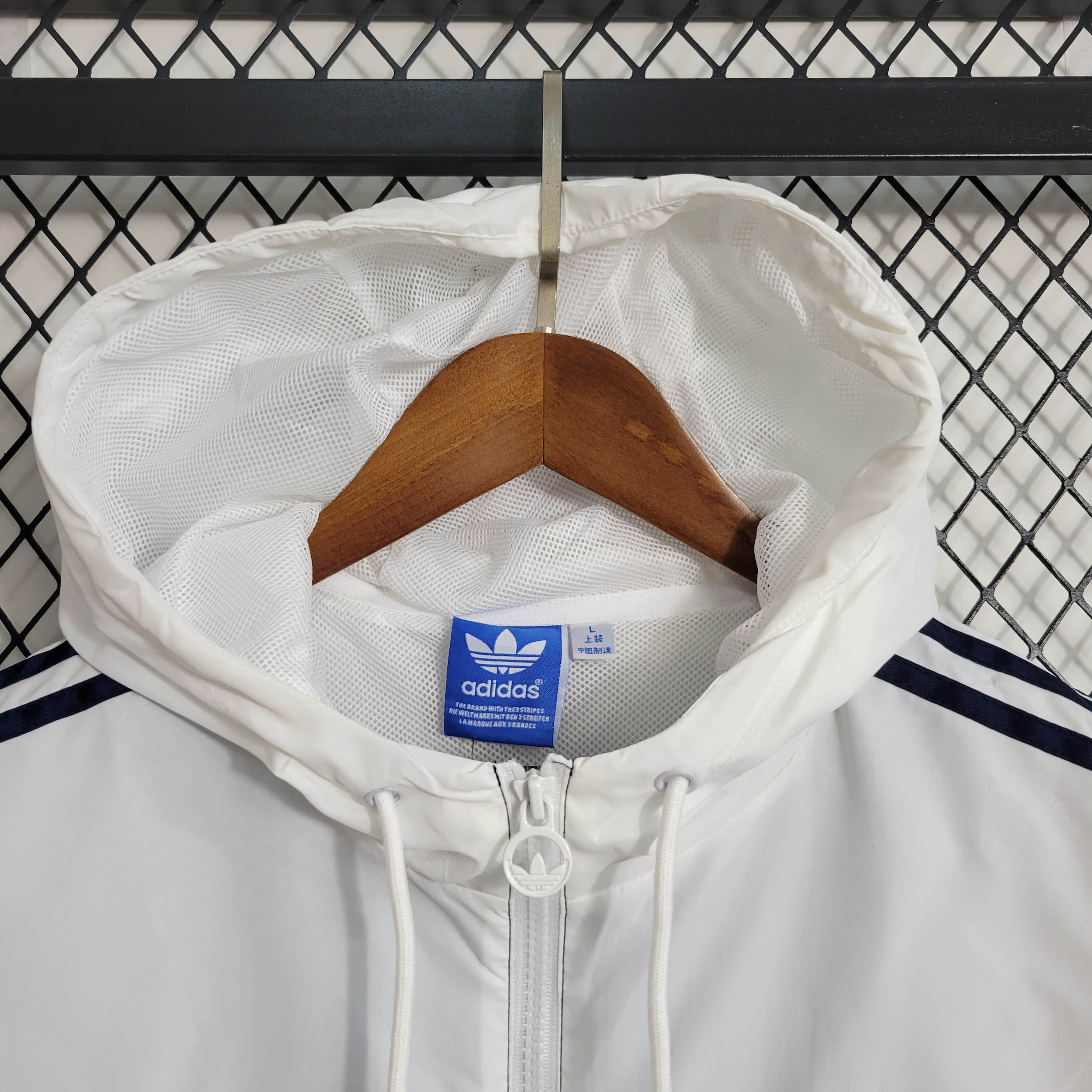 Real Madrid 23-24 Player Windbreaker Jacket - White & Blue