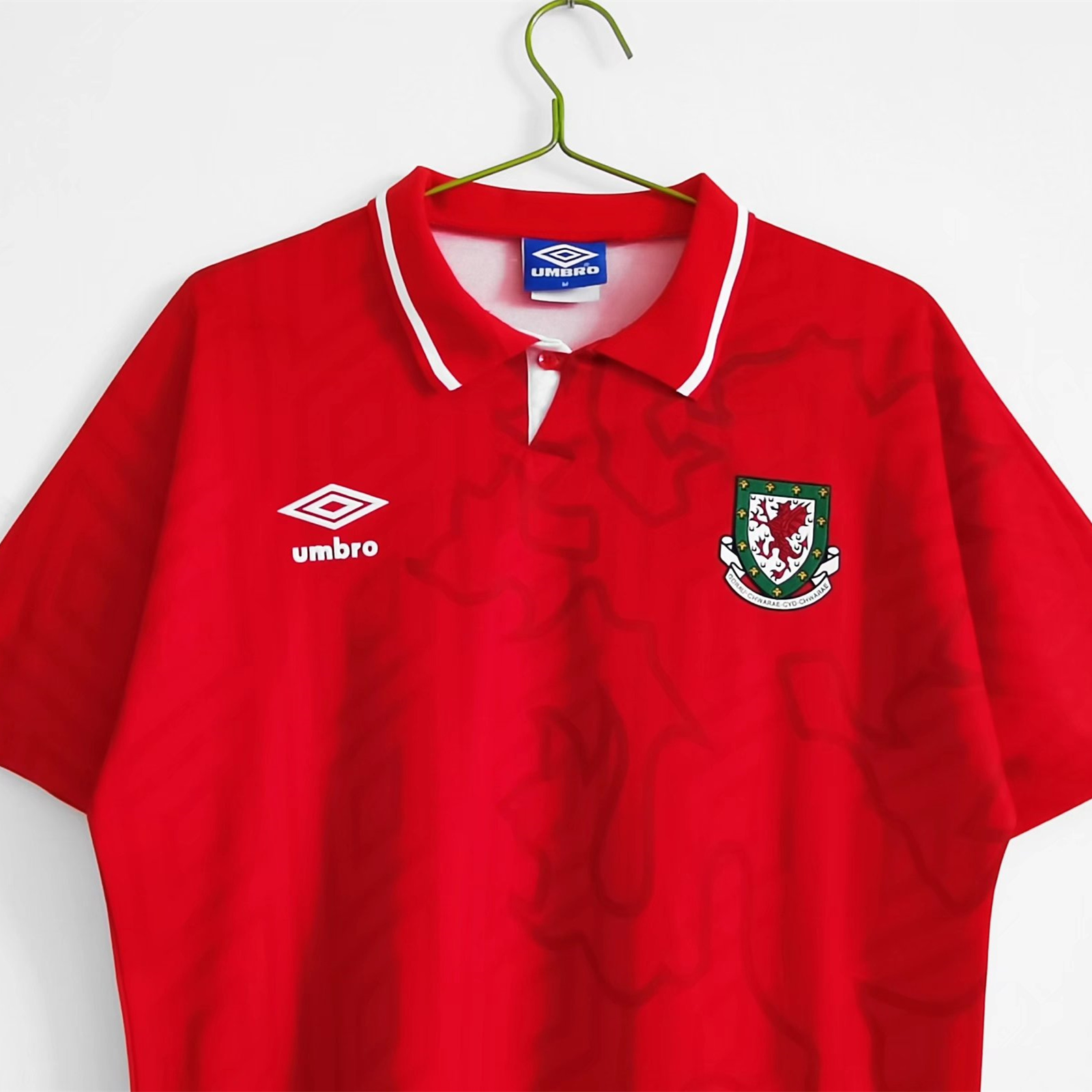 Retro Wales 1992 Home Stadium Jersey