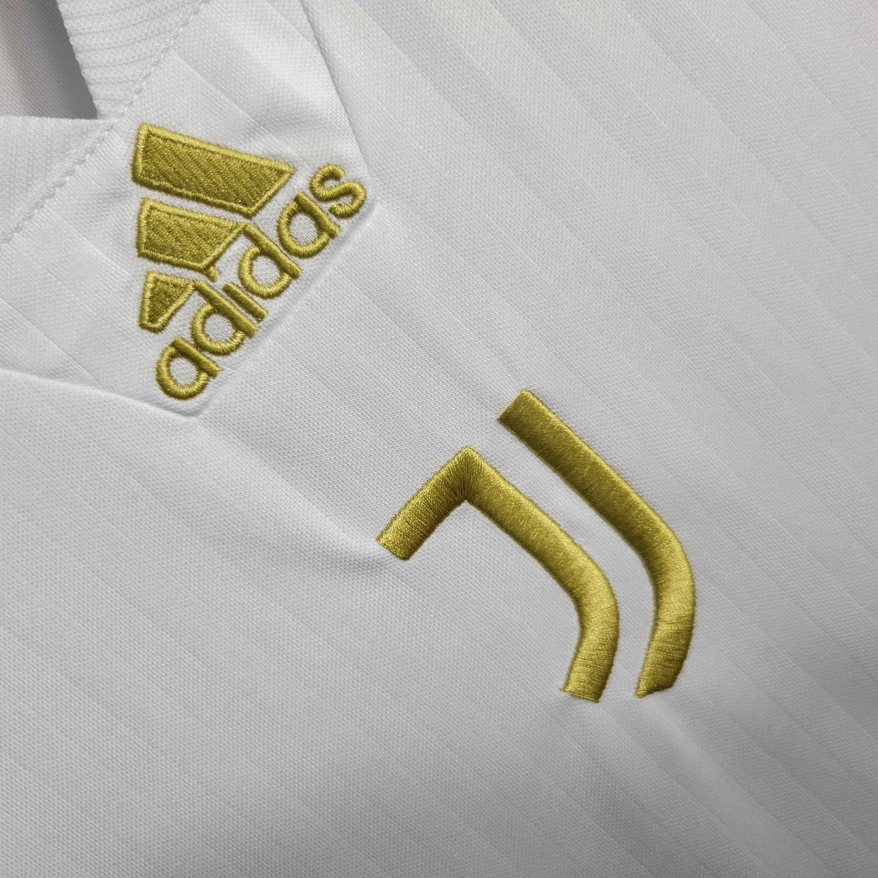 23-24 Juventus White Fans Speical Jersey