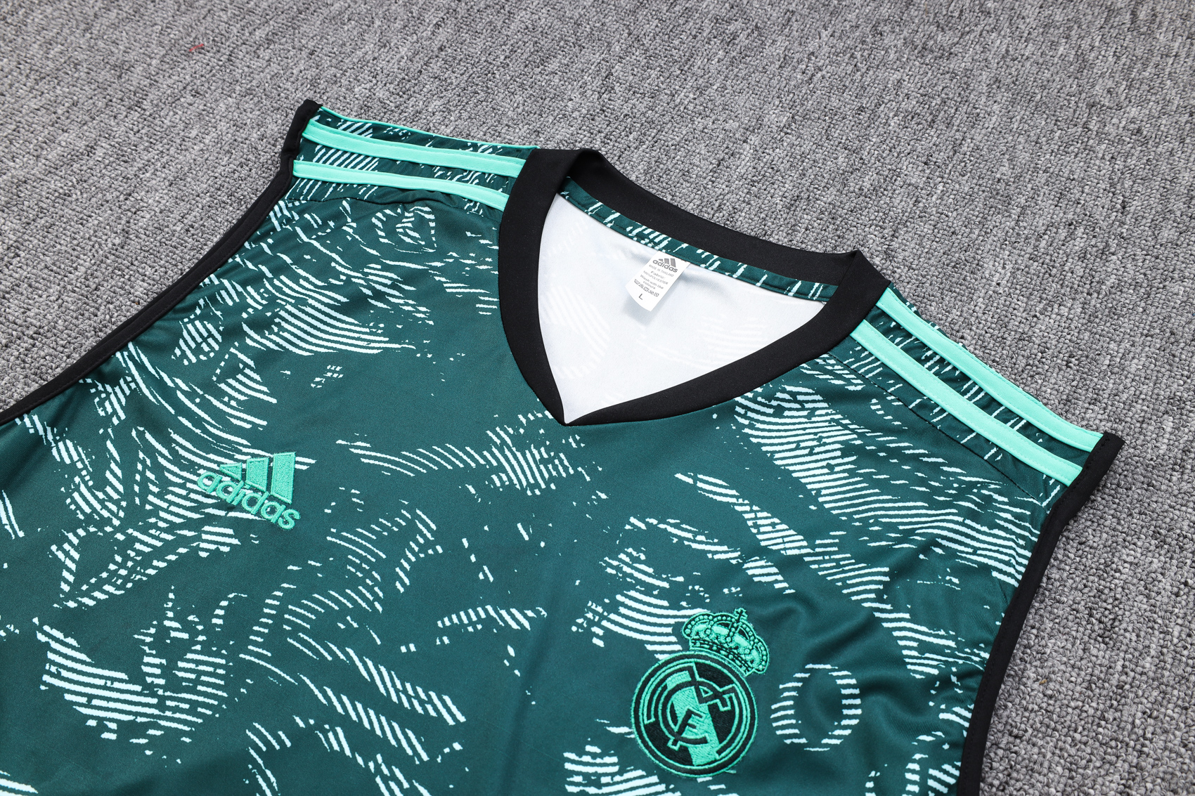 23-24 Real Madrid Green Training Vest Suit