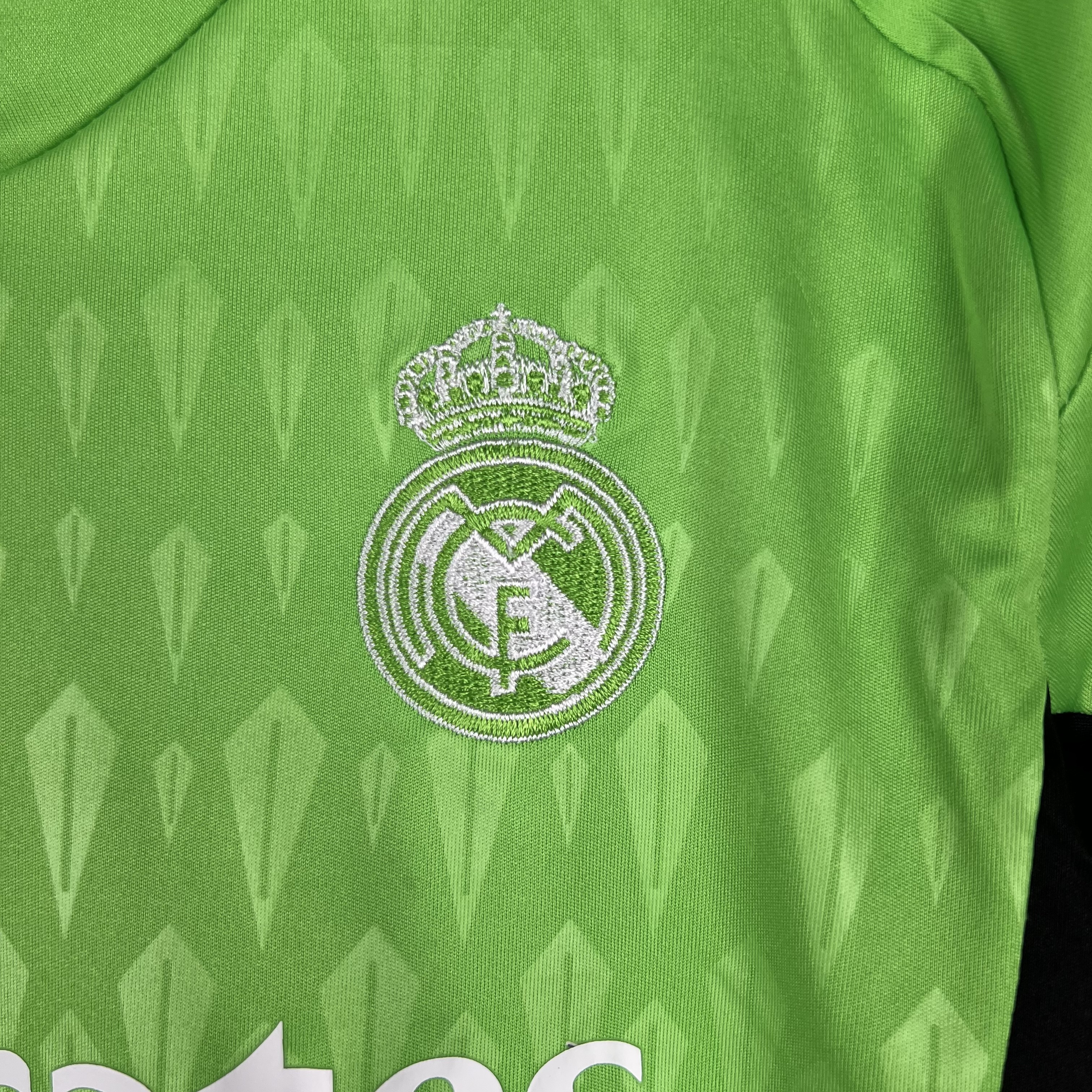 Real Madrid 23-24 Green Goalkeeper Kids Kit
