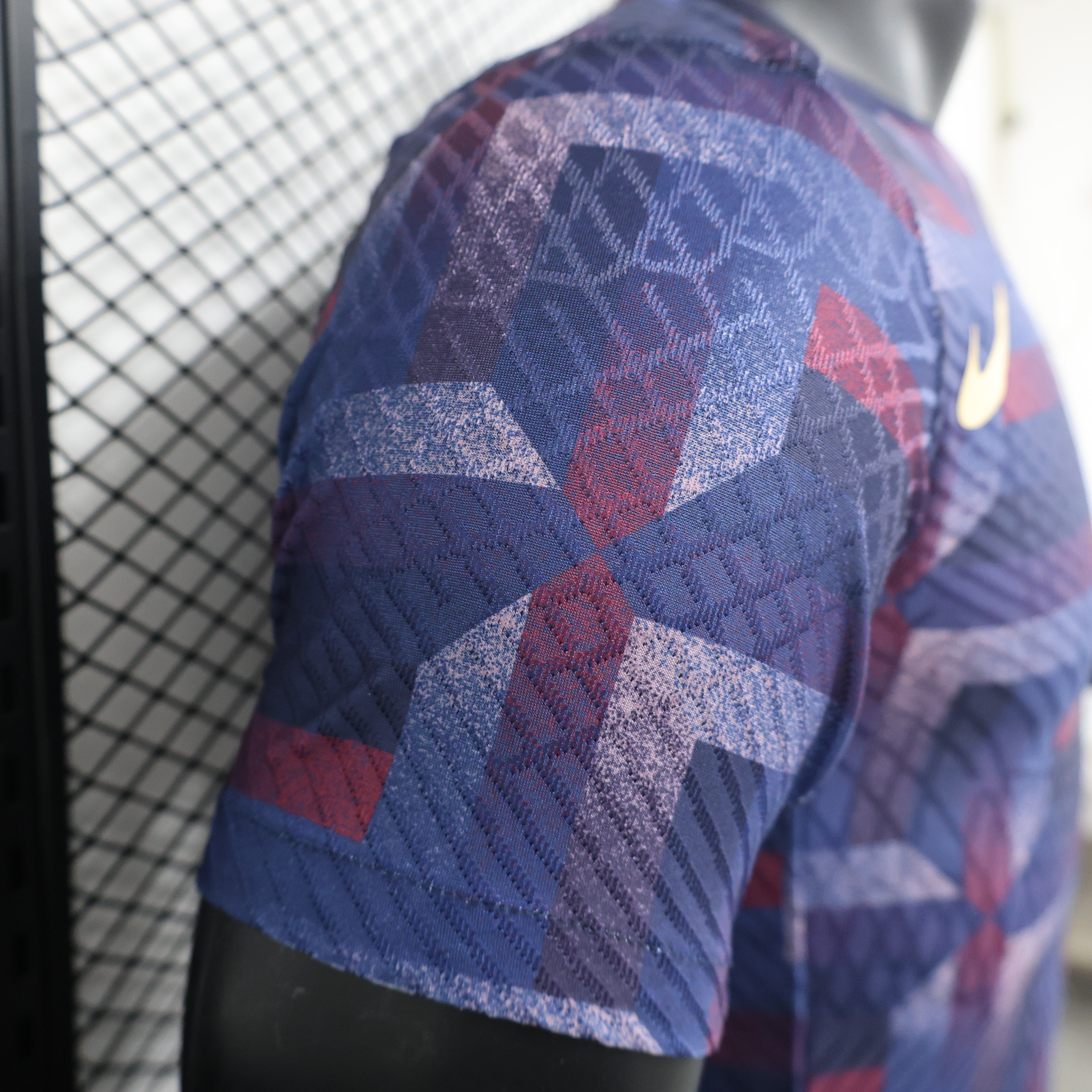 England 2024 Stripe Training Jersey - Player Version