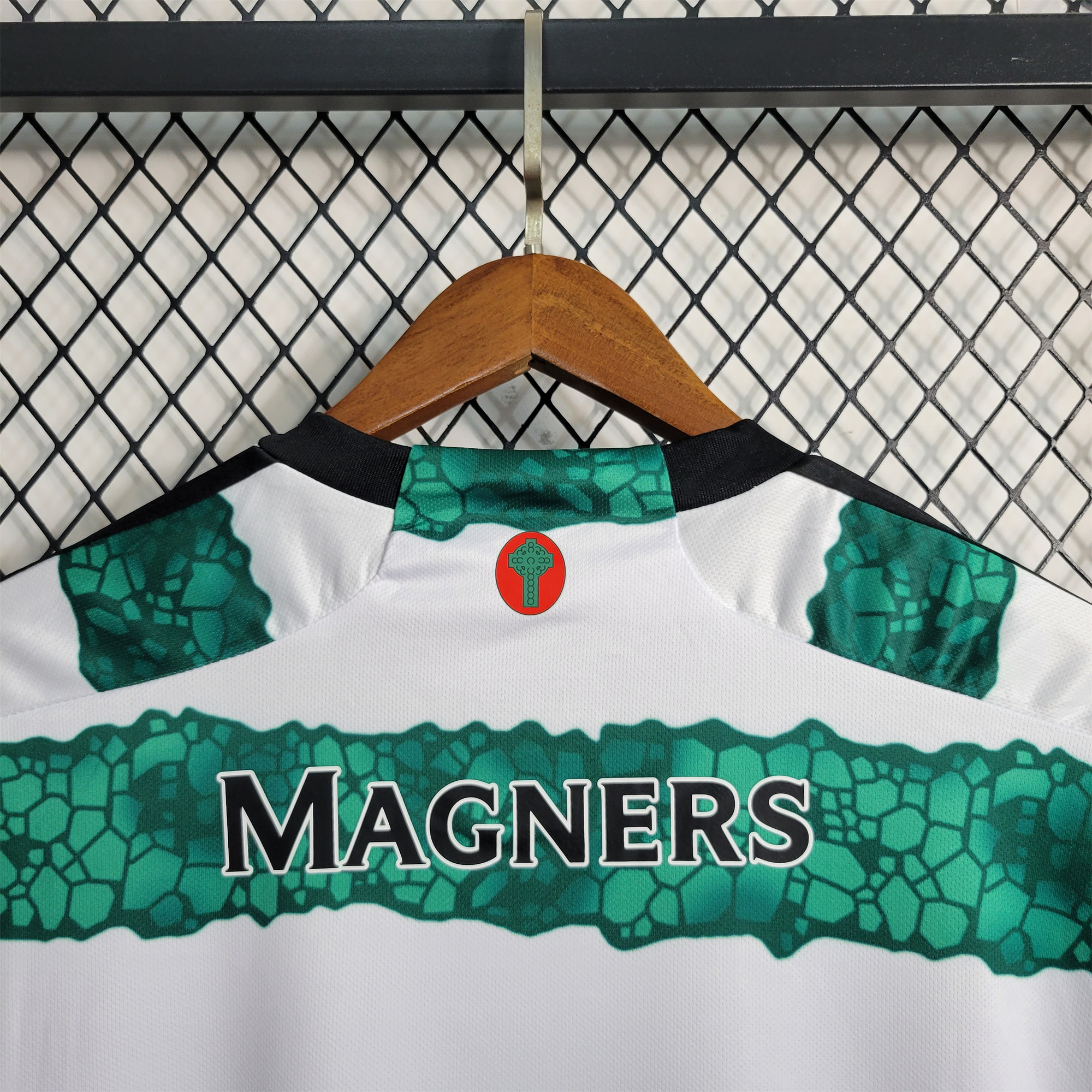 Celtic 23-24 Home Stadium Jersey - Fans Version