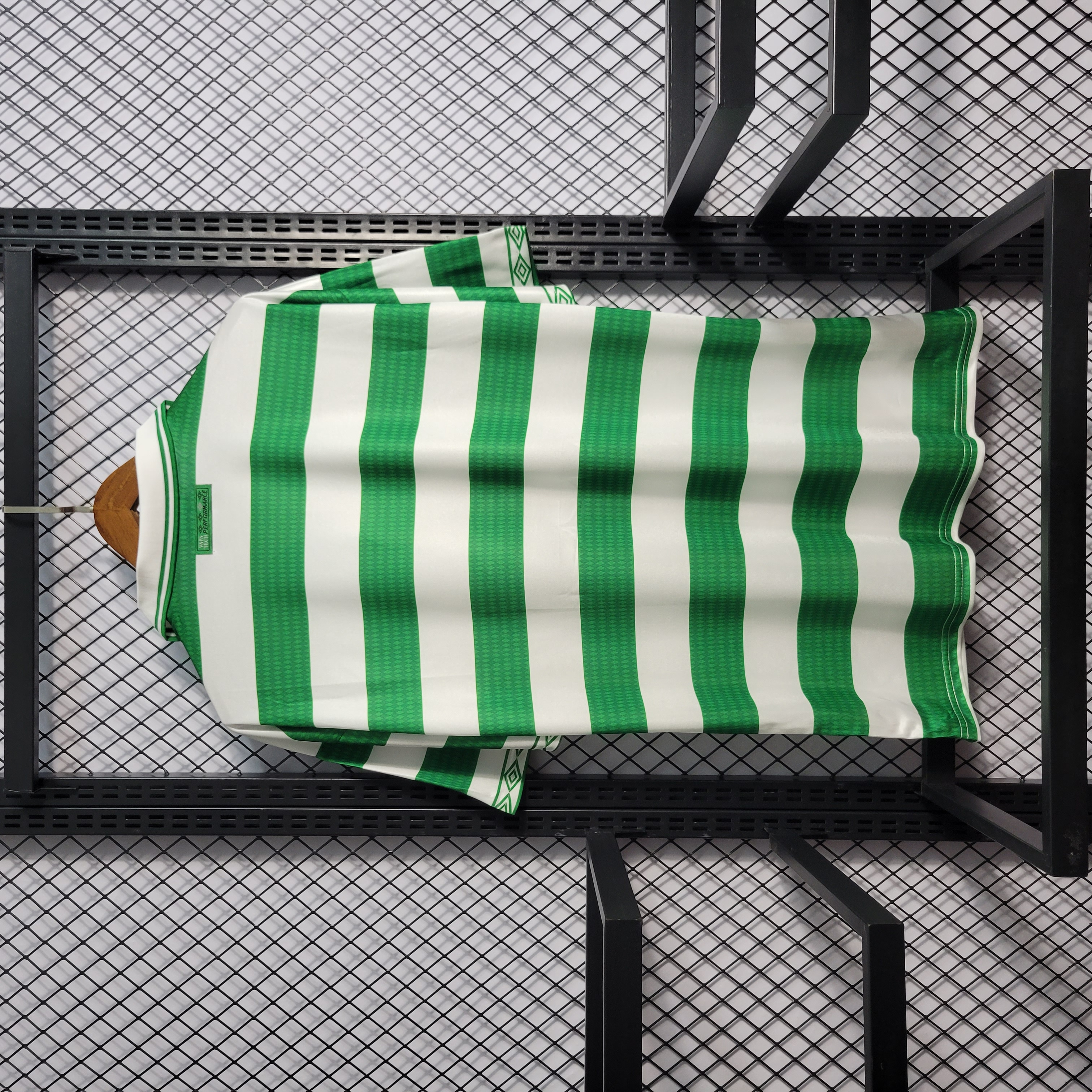 Retro Celtic 1998-99 Home Stadium Jersey