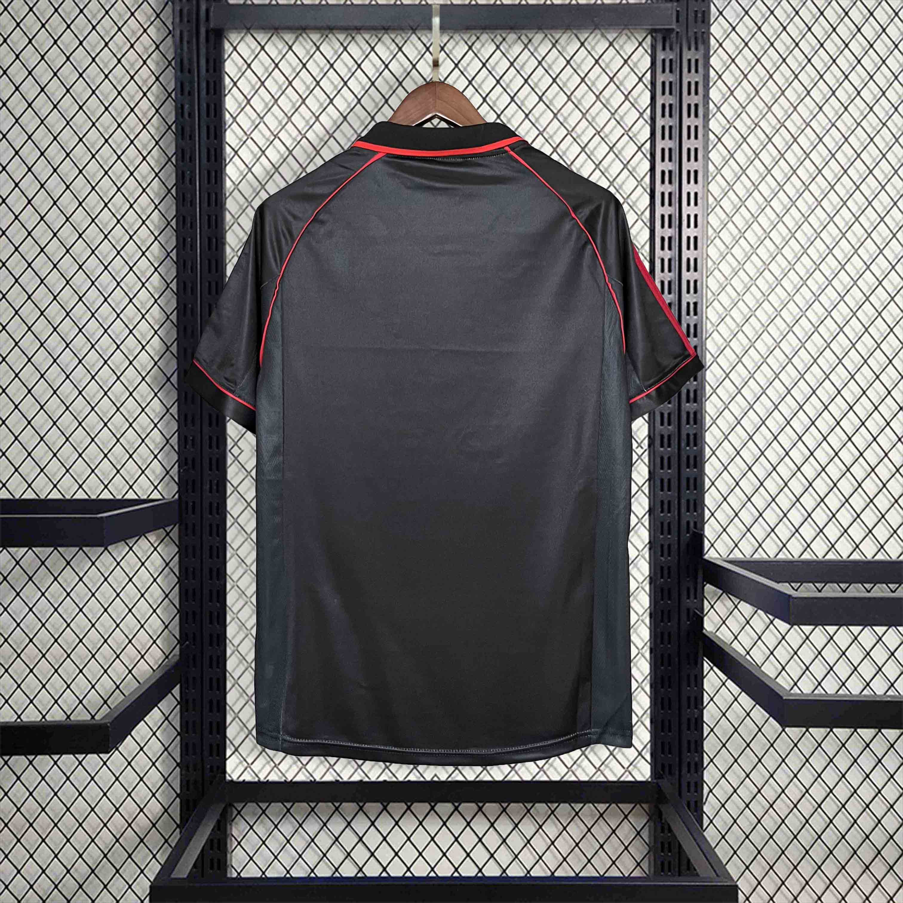Retro AC Milan 1998-99 Third Jersey
