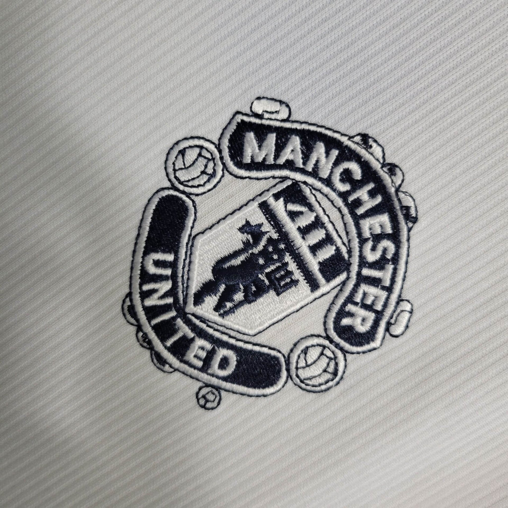 Manchester United Retro 99-00 Away Stadium Jersey