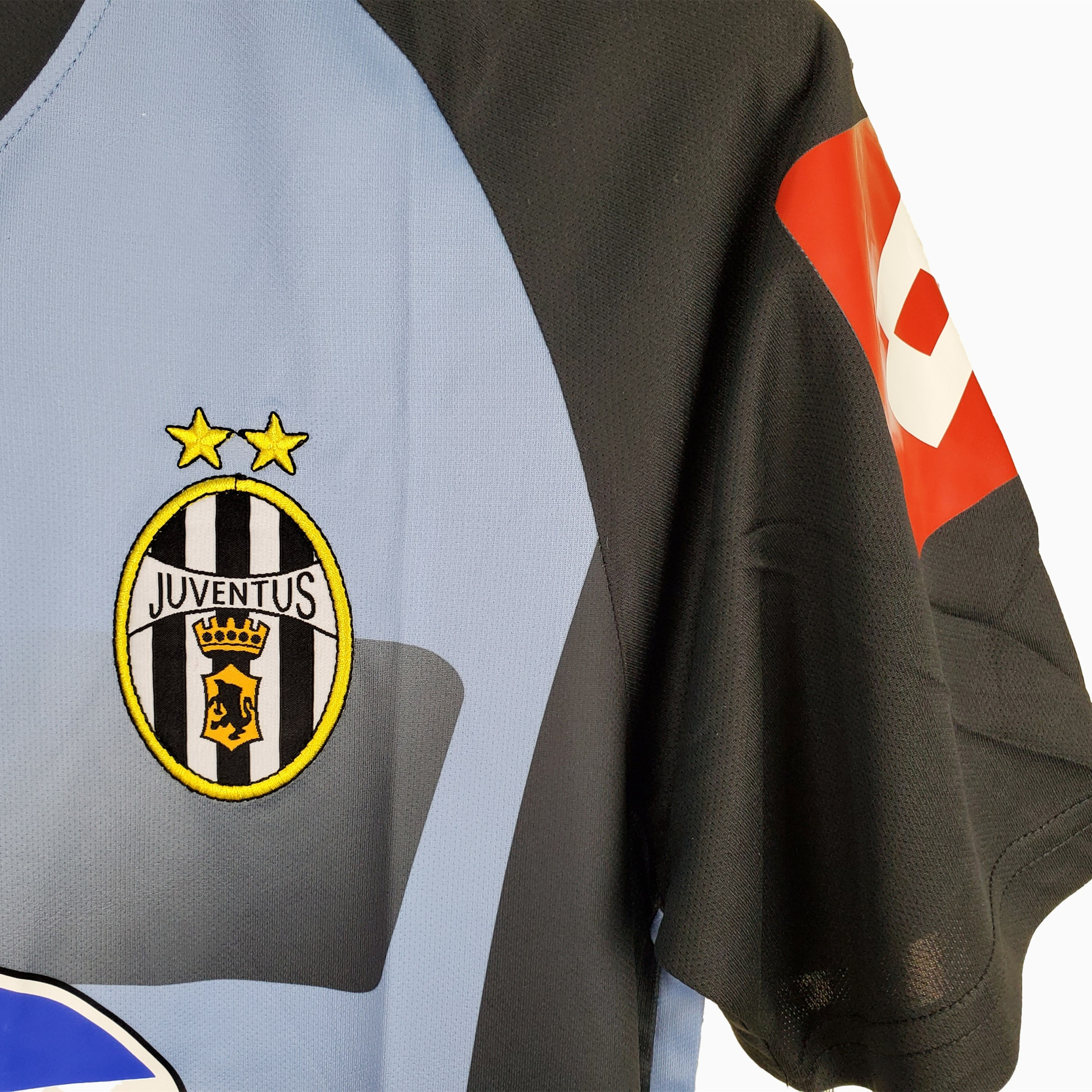 Retro Juventus 2002-03 Blue Goalkeeper Jersey