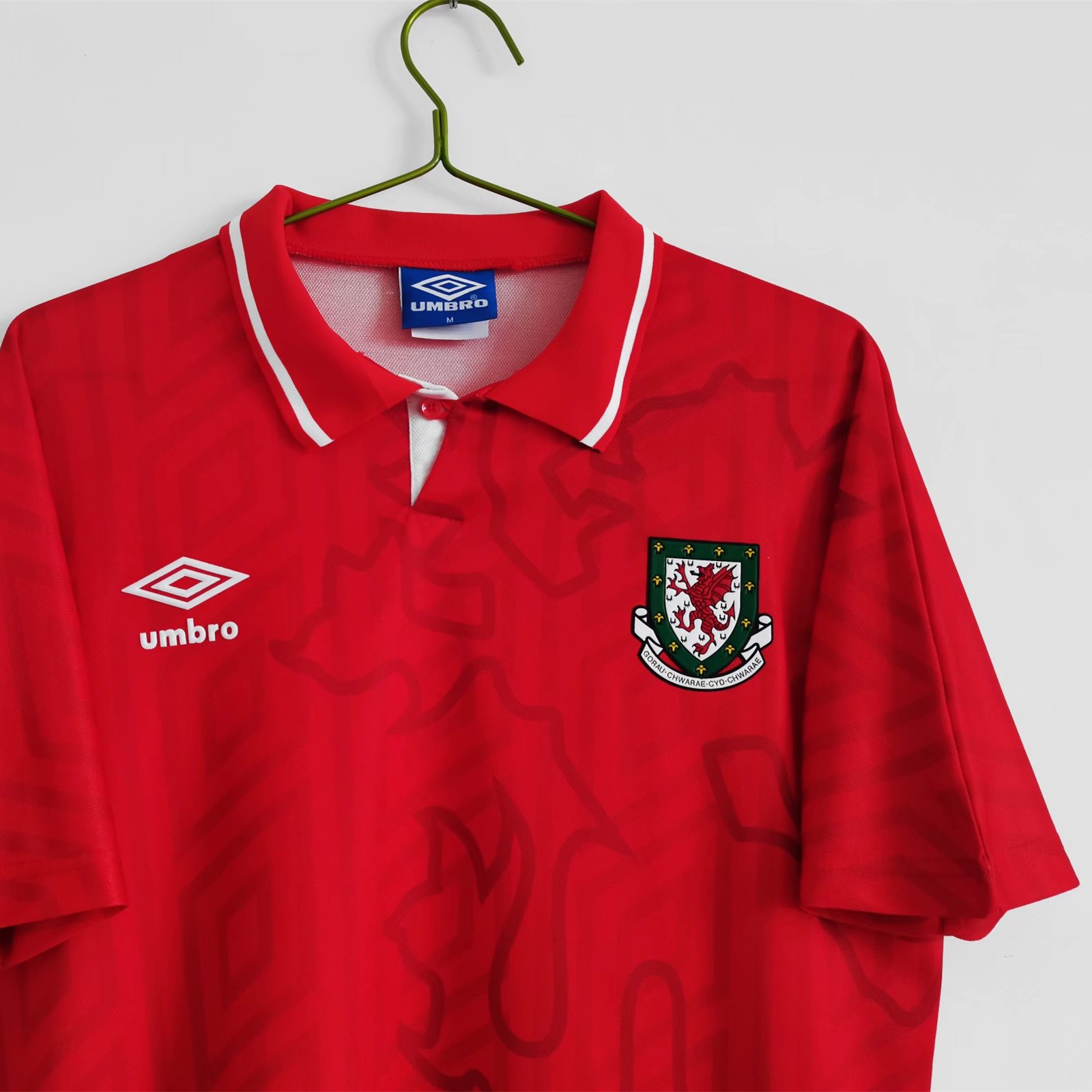 Retro Wales 1992 Home Stadium Jersey