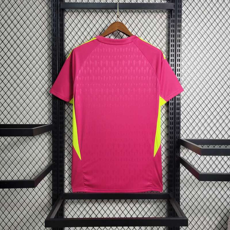 Real Madrid 23-24 Pink Goalkeeper Jersey - Fans Version