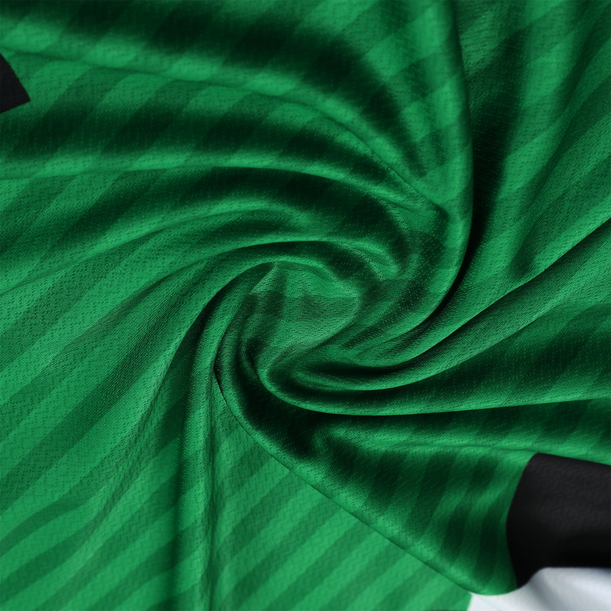 Celtic 23-24 Short-Sleeve Training Set - Green