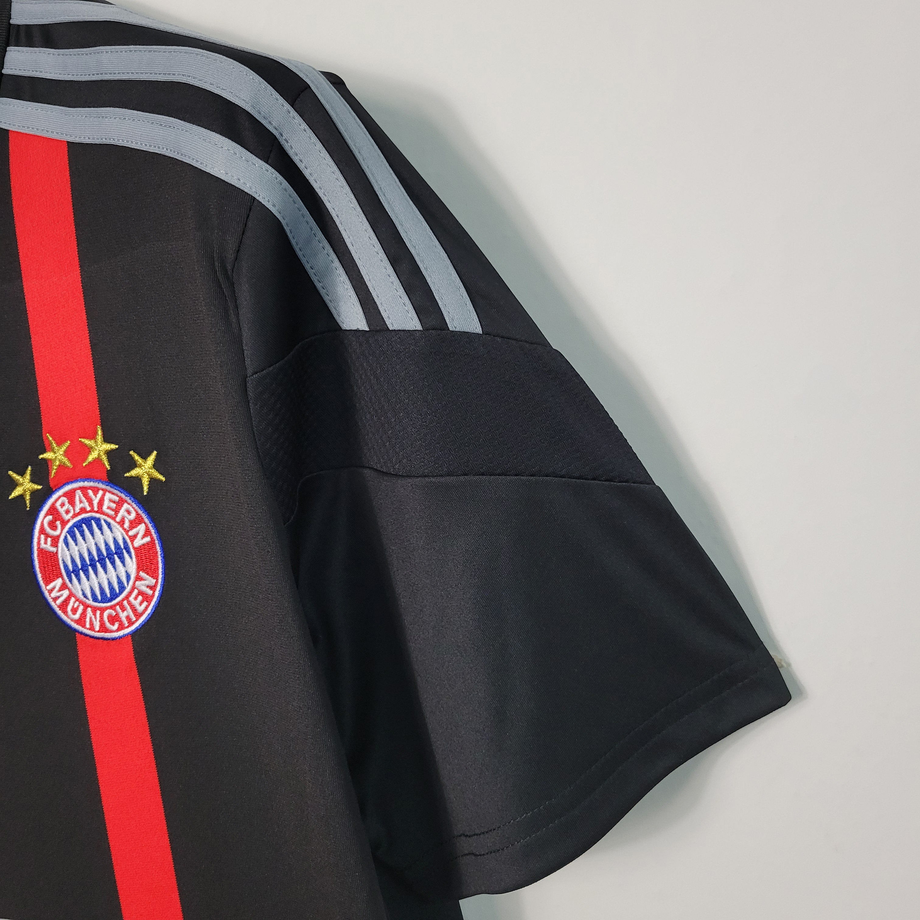 Retro Bayern Munich 14-15 Third Jersey