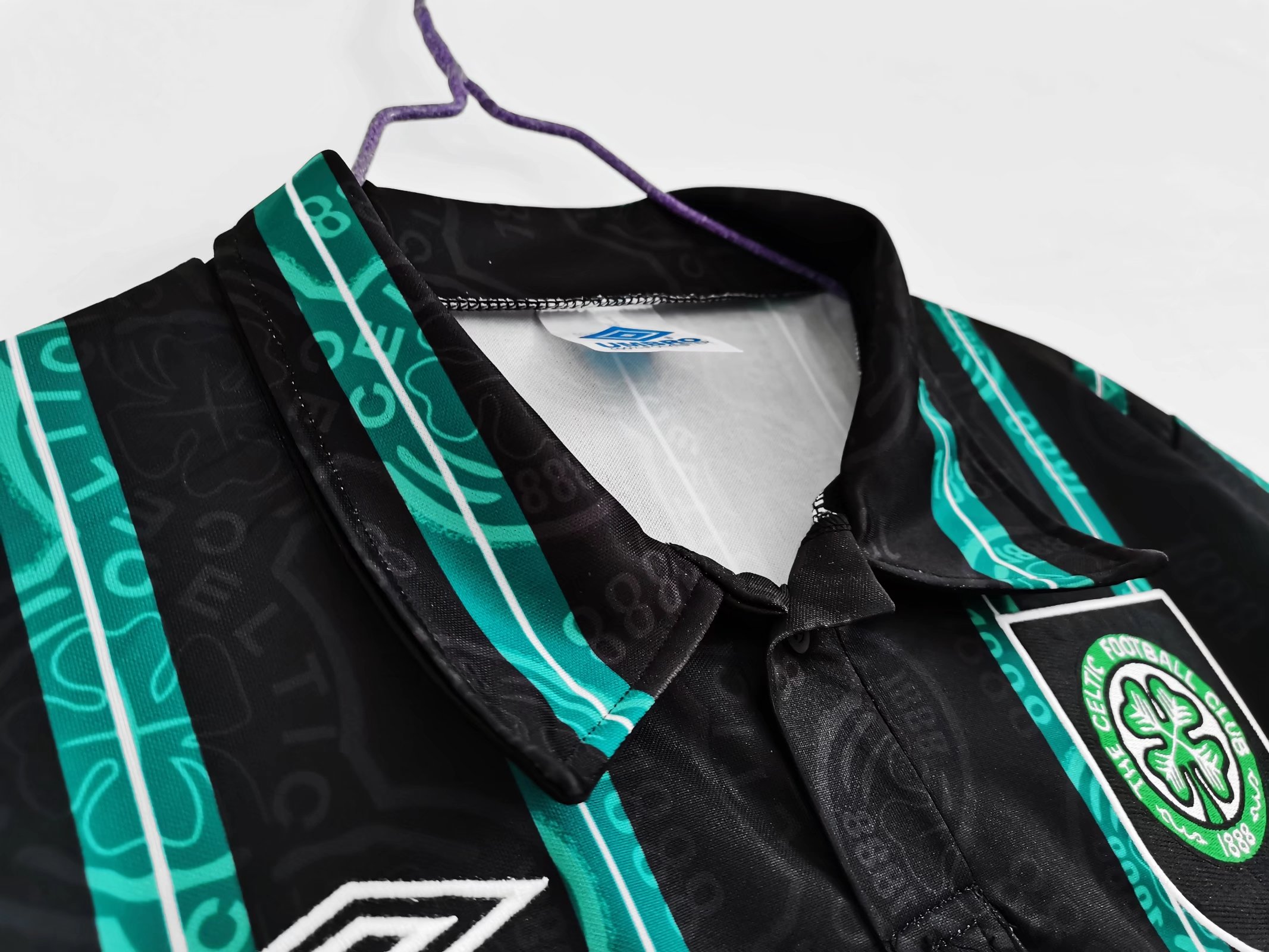 Retro Celtic 1992-93 Away Stadium Jersey