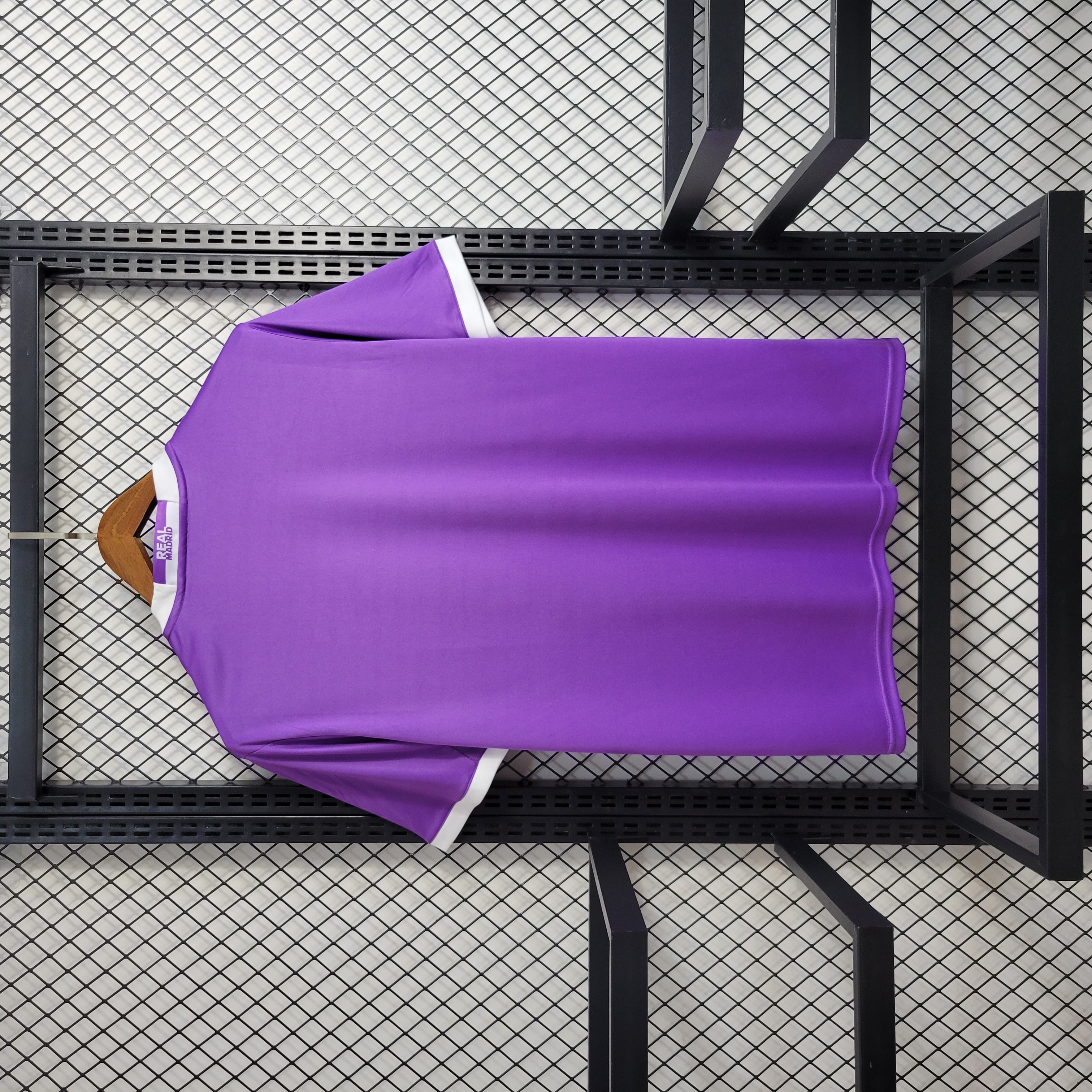 Real Madrid Retro 16-17 Away Jersey - Champions League Final Version