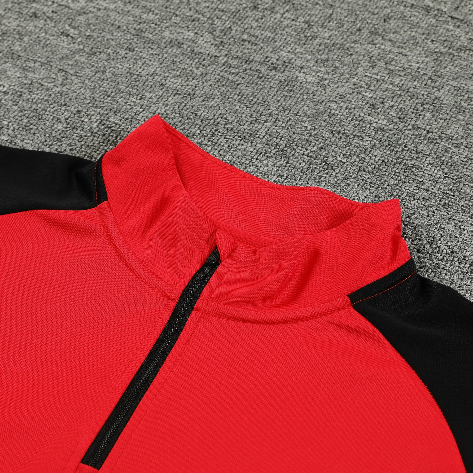 Manchester United 23-24 Long Sleeve Training Set Red