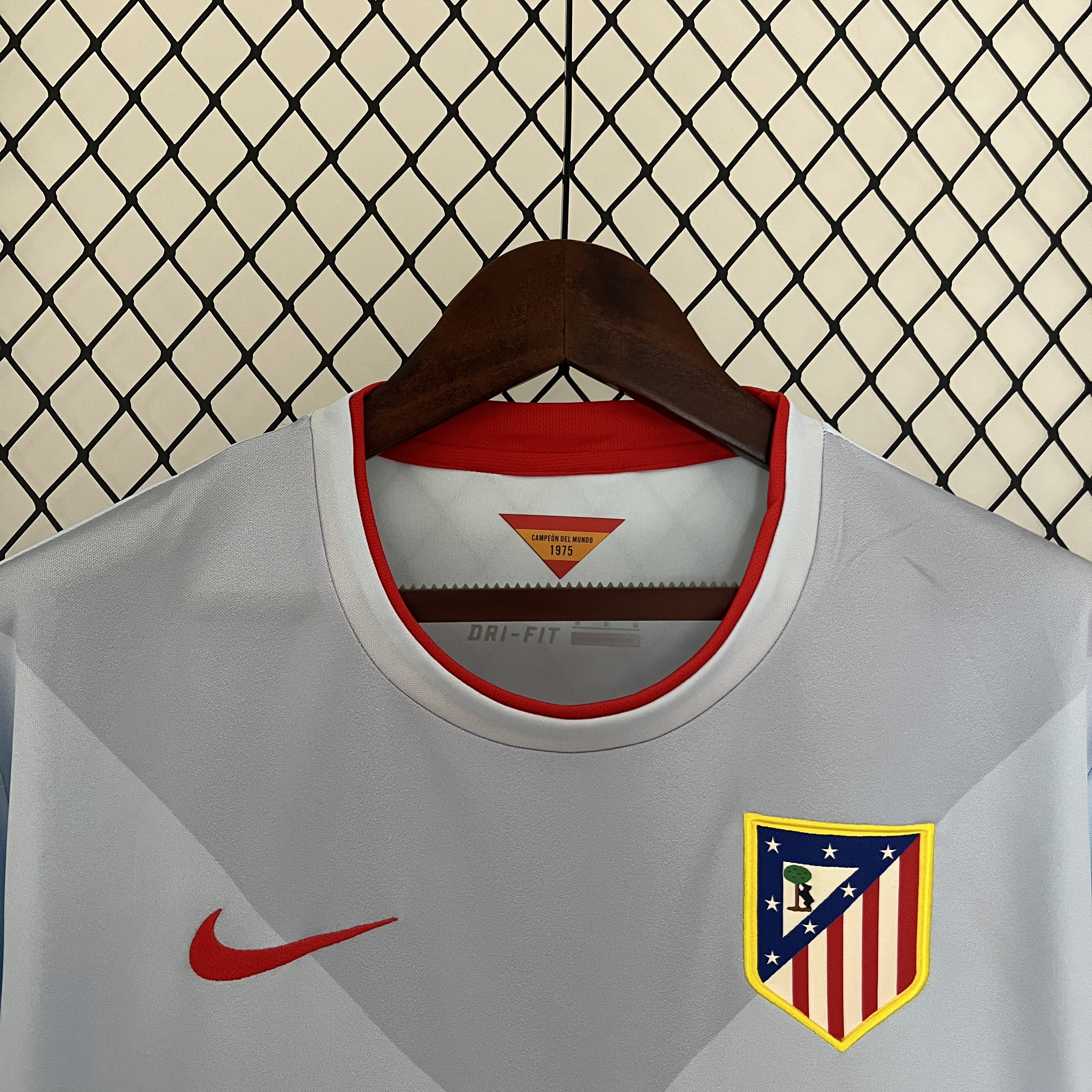 Retro Atletico Madrid 2014-15 Away Stadium Jersey
