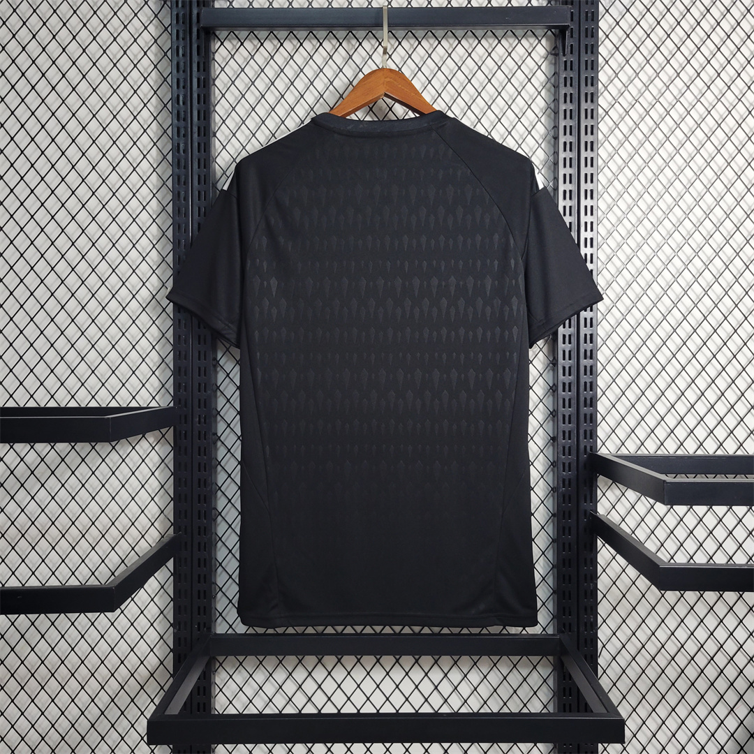Real Madrid 23-24 Black Goalkeeper Jersey - Fans Version