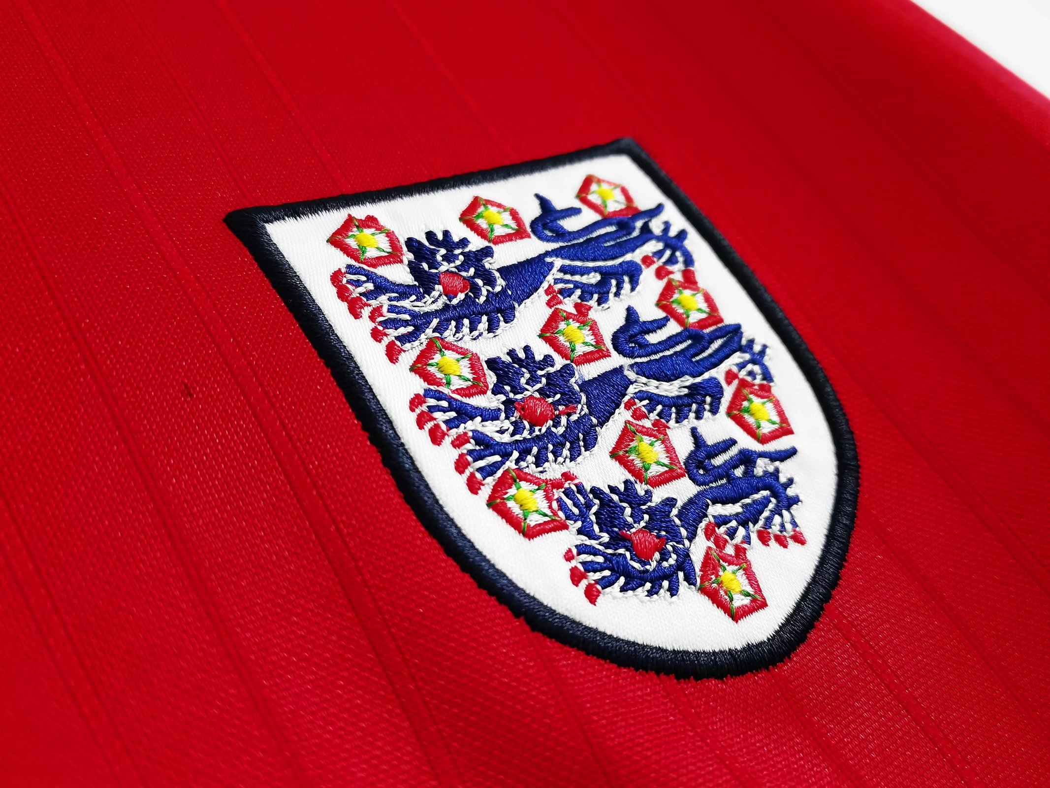 Retro England 1984-87 Away Stadium Jersey