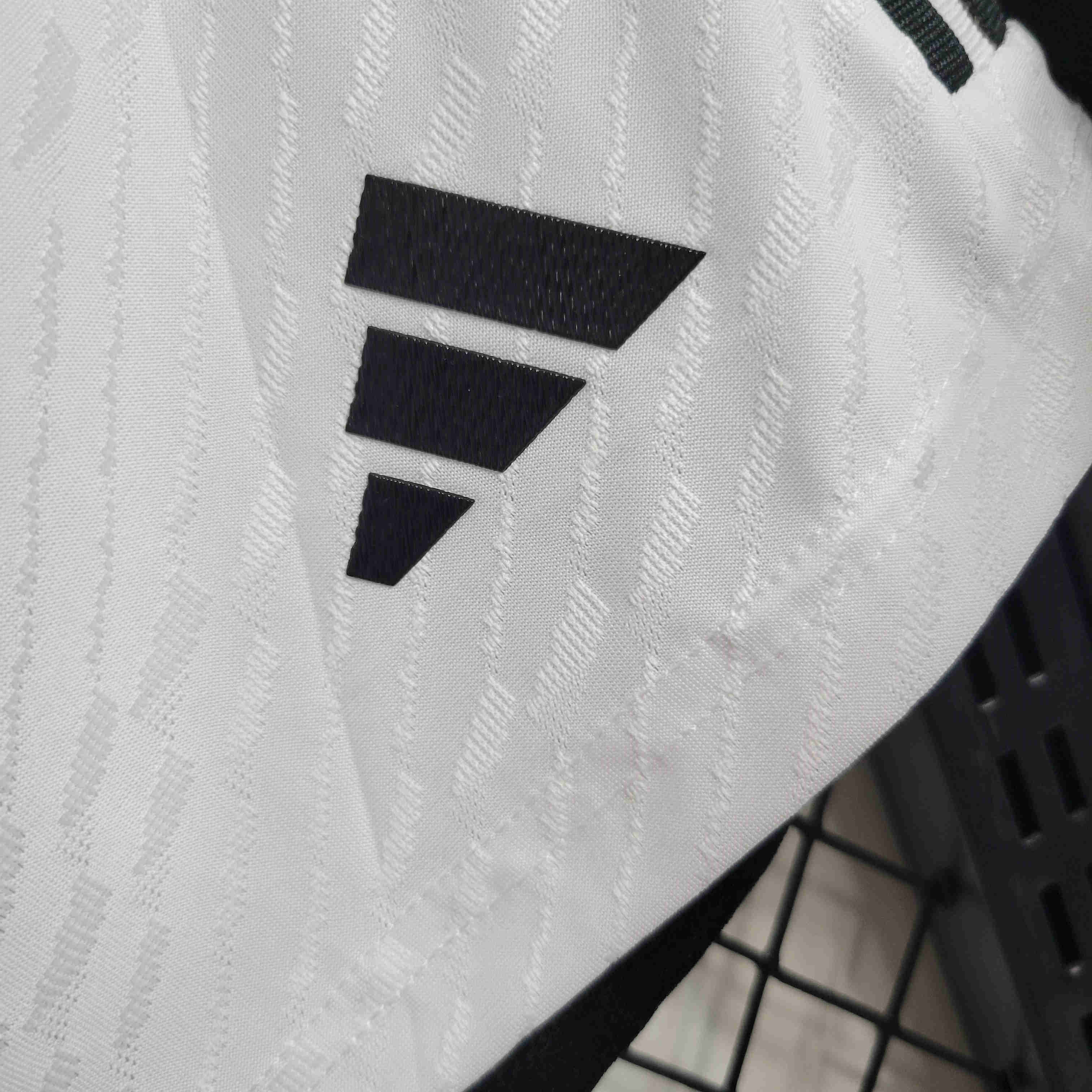 Juventus 23-24 Away Short - Player Version